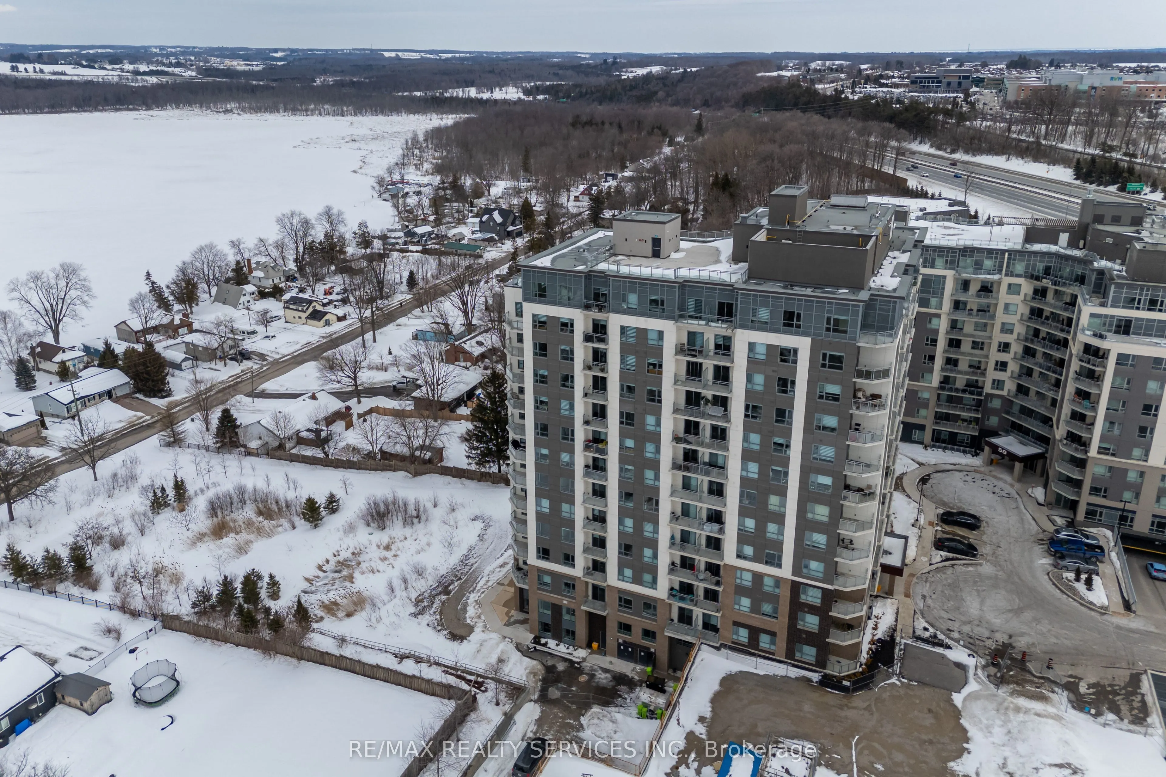 56 Lakeside Terrace, #108