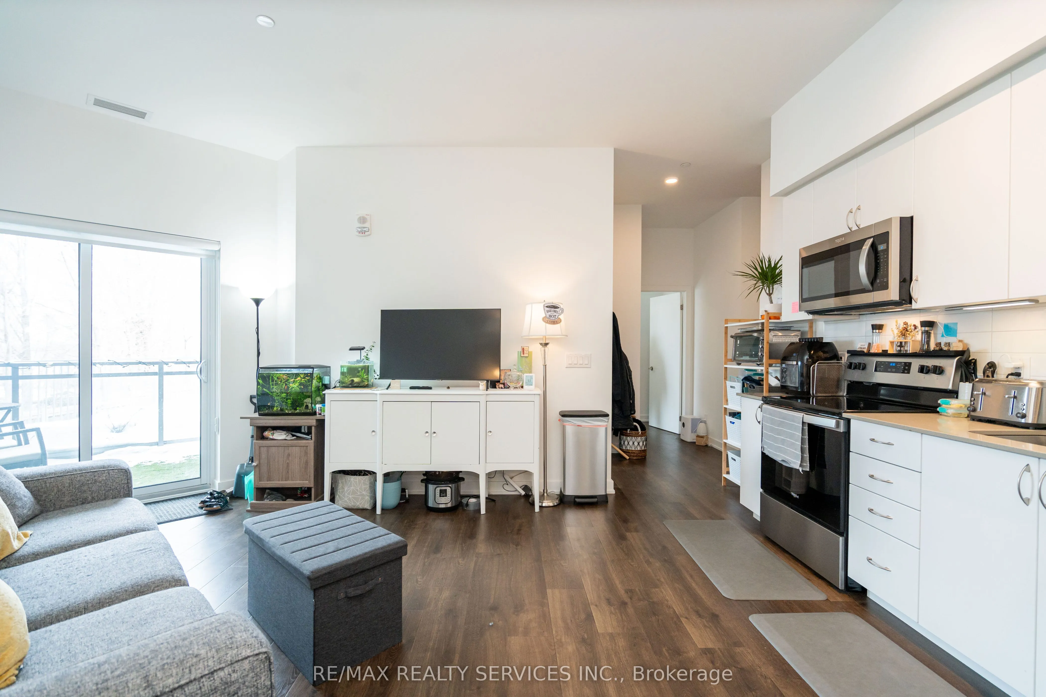 56 Lakeside Terrace, #108