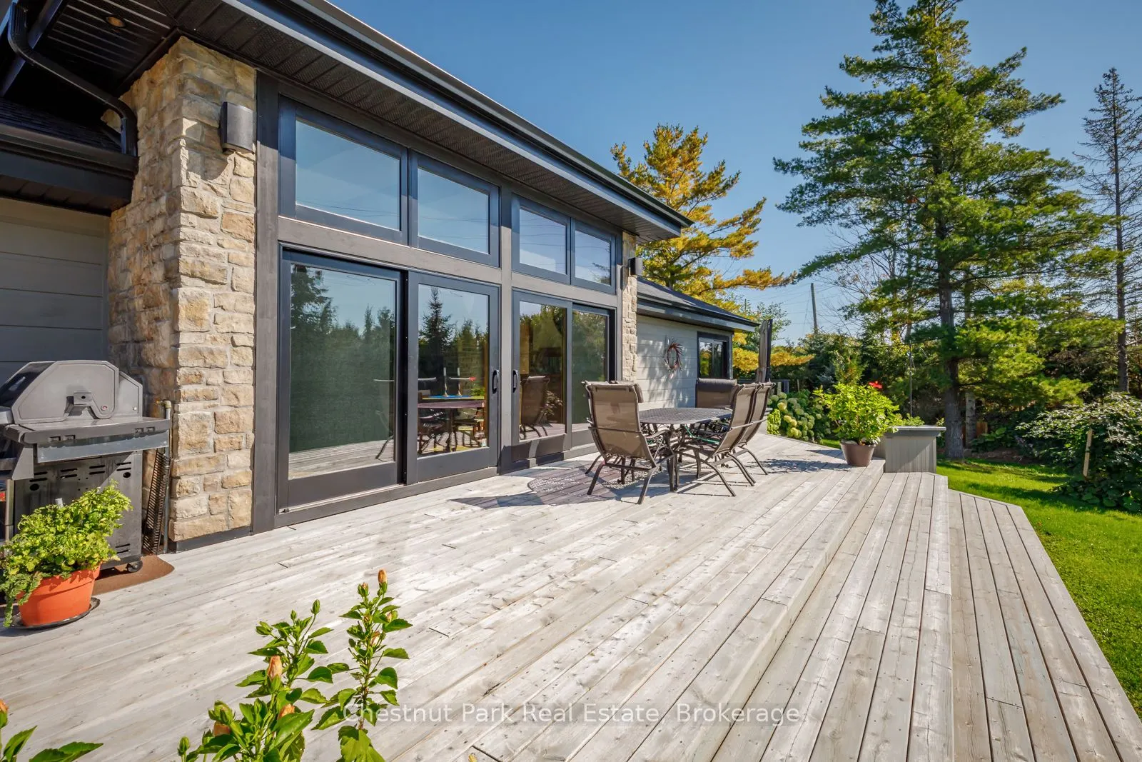 8610 Poplar Side Road
