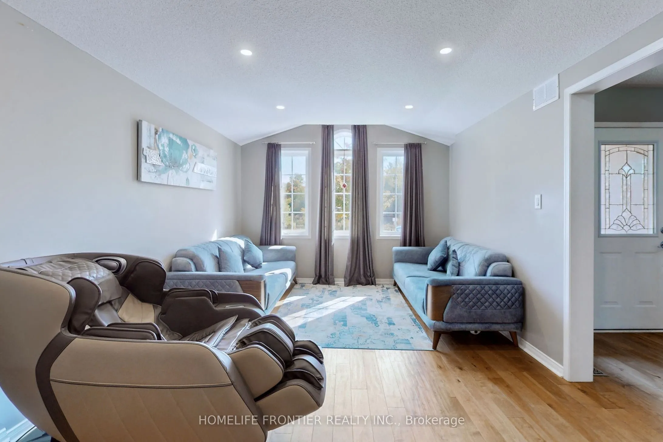 48 Patrick Drive S
