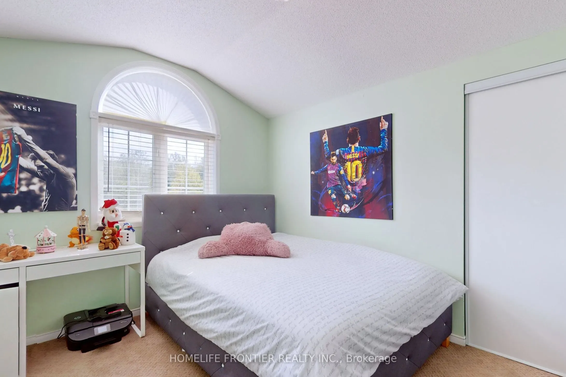 48 Patrick Drive S