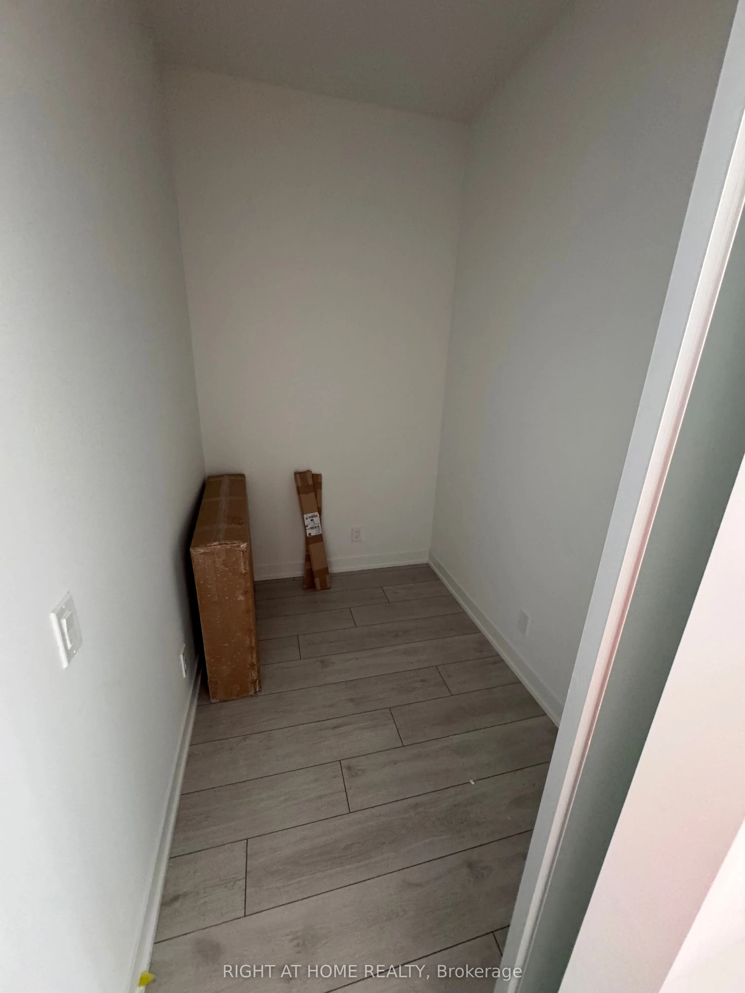 39 Mary Street #1809