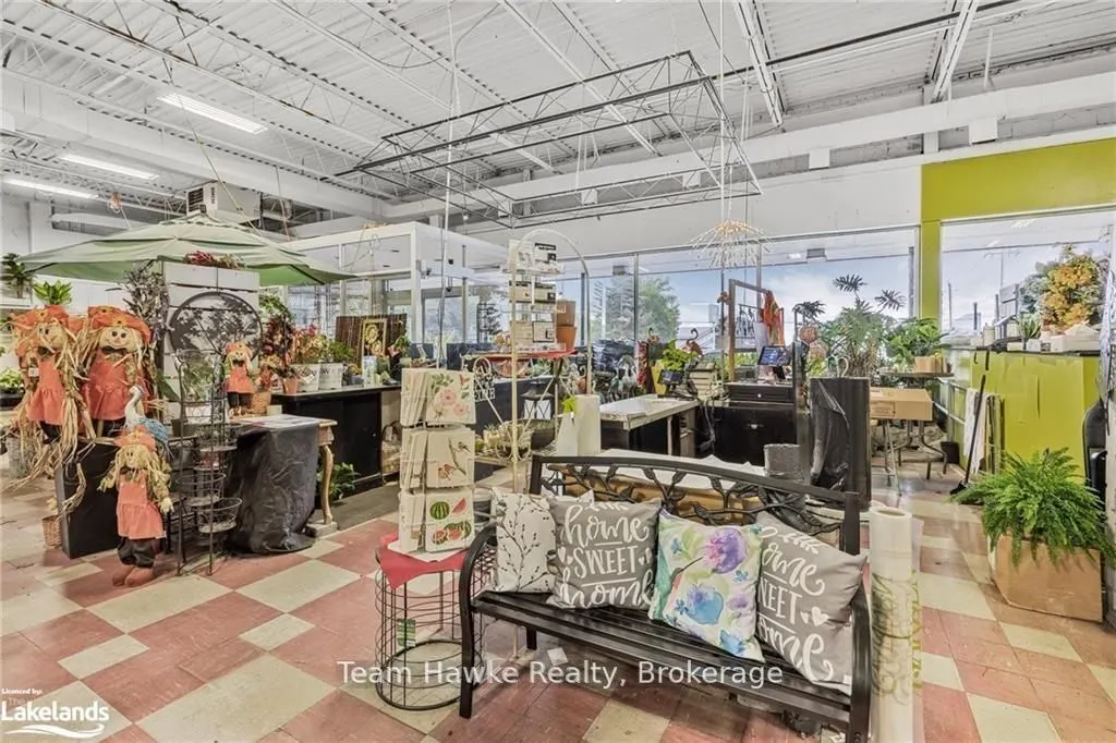 830 YONGE Street