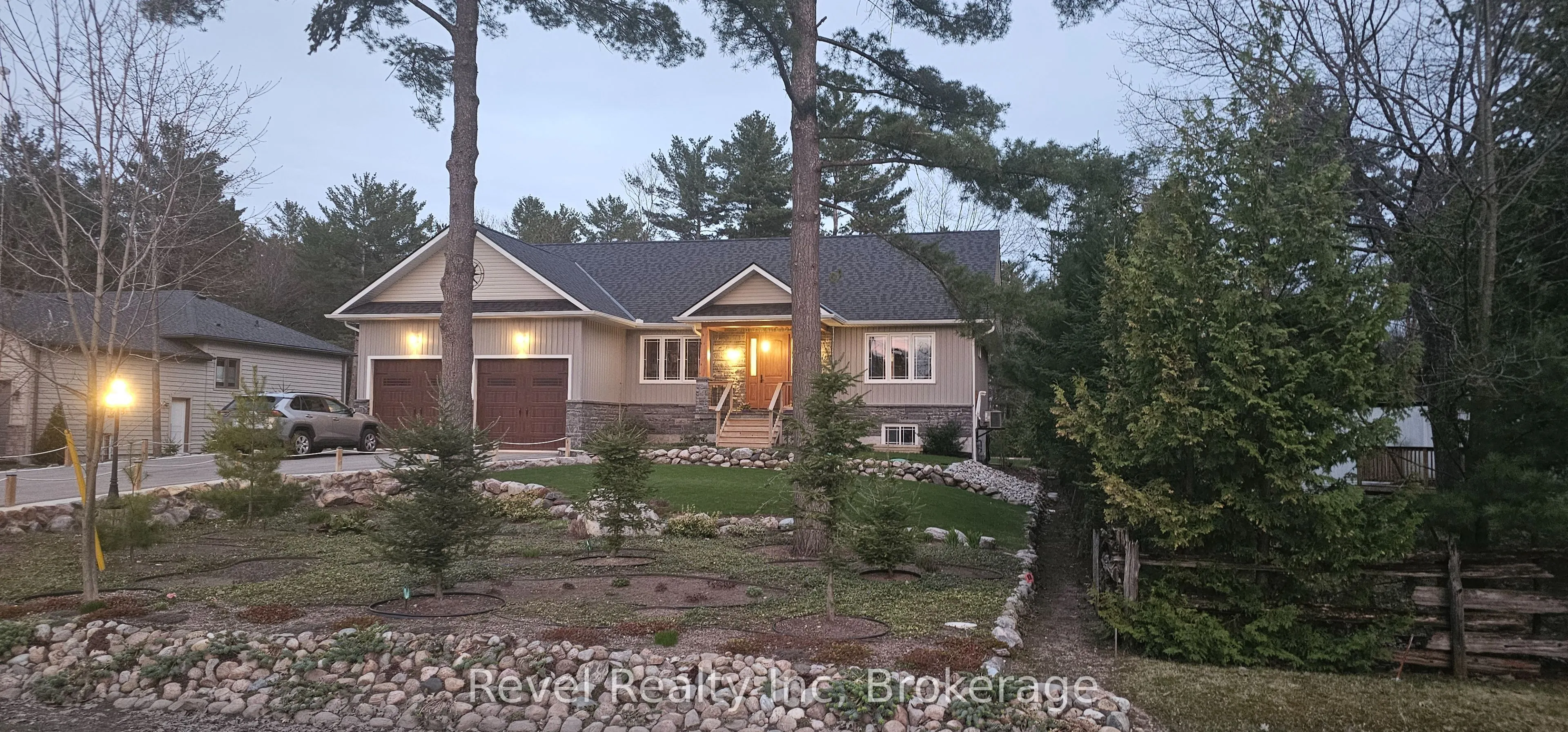 15 Stoney Road