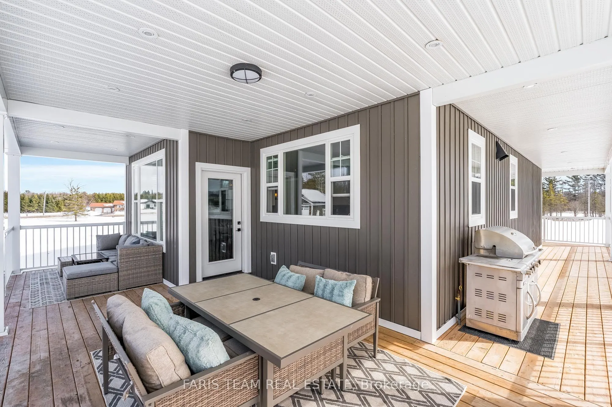 2448 Stockdale Road