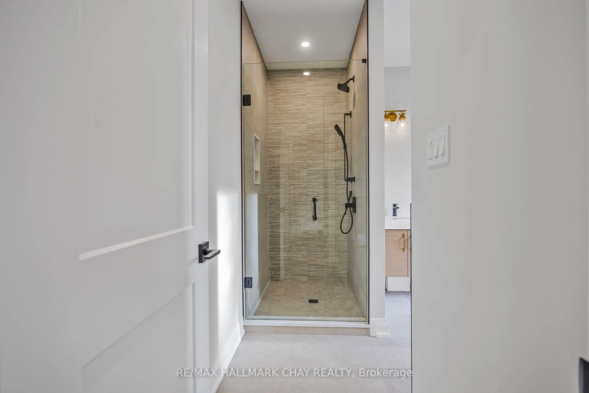 90 37th Street N