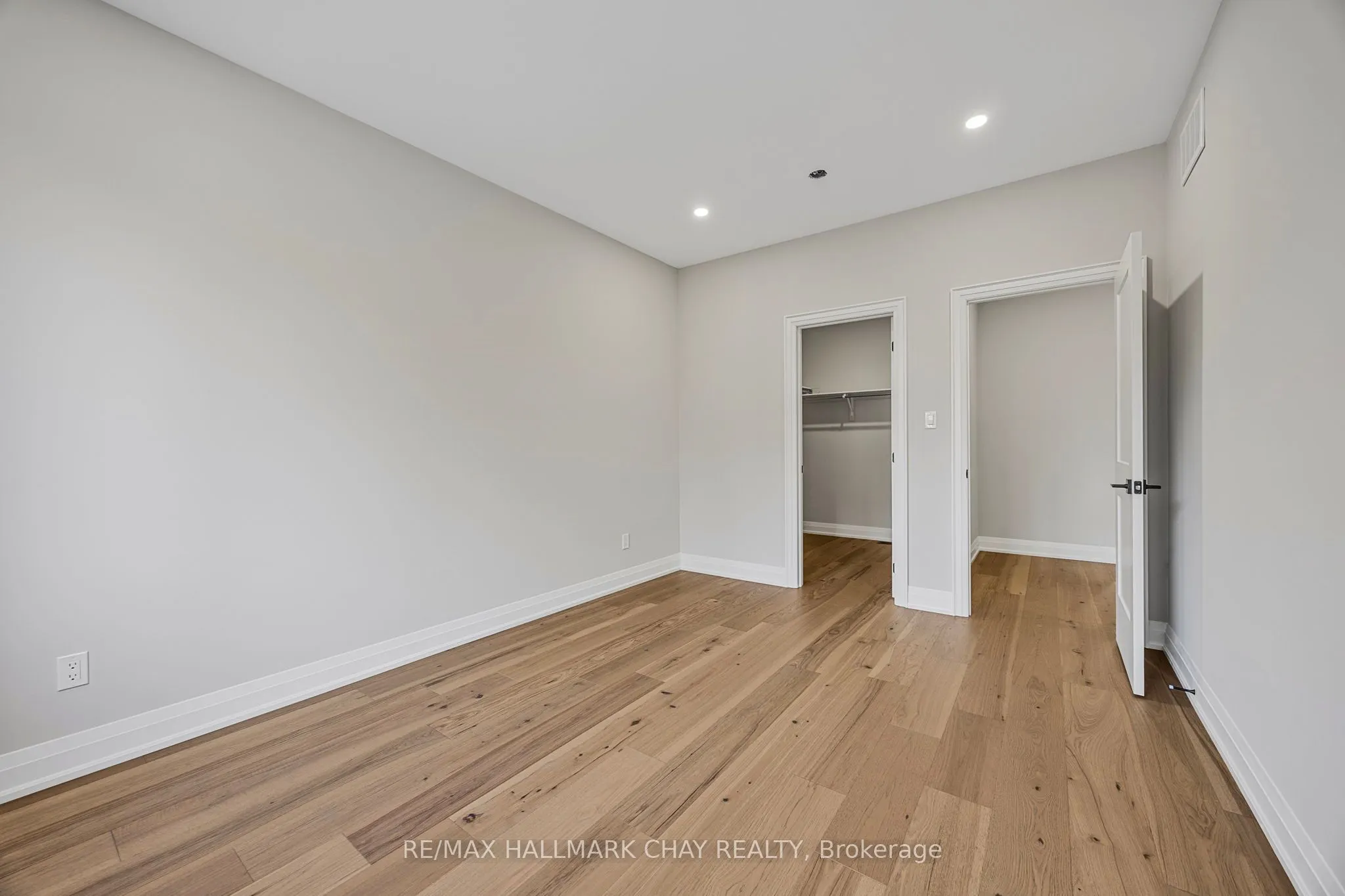 90 37th Street N