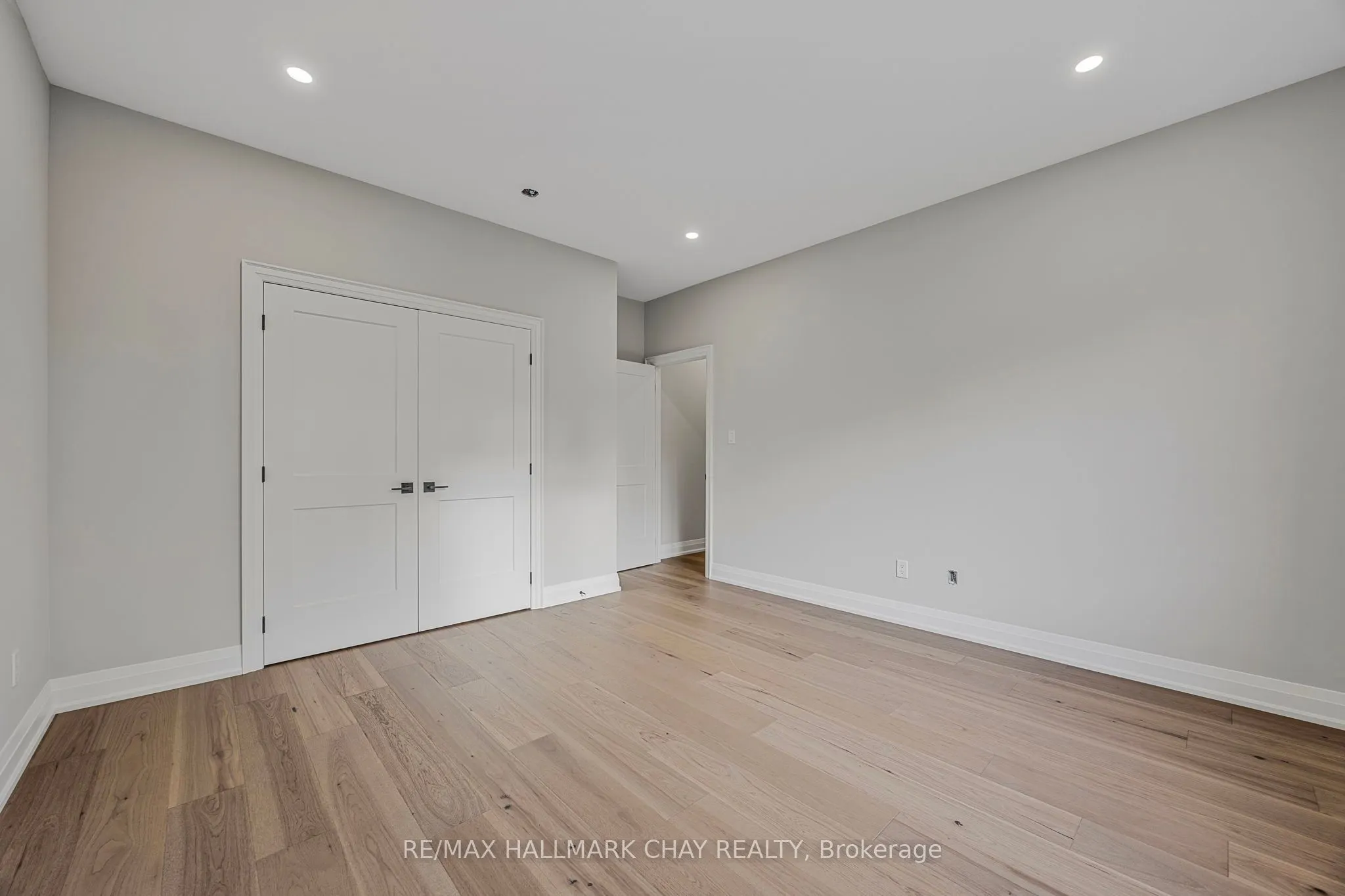 90 37th Street N