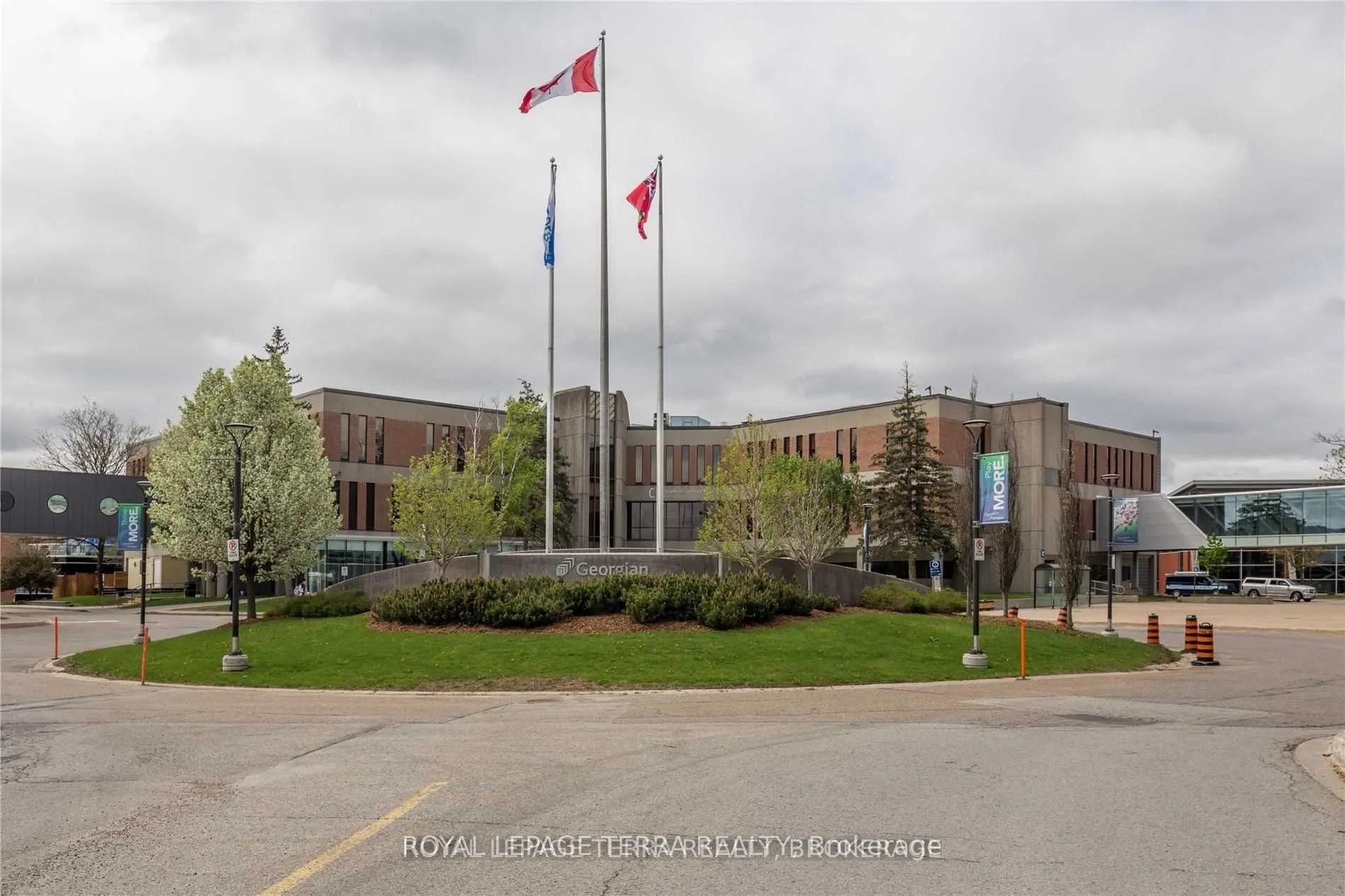 353 Duckworth Street, #6
