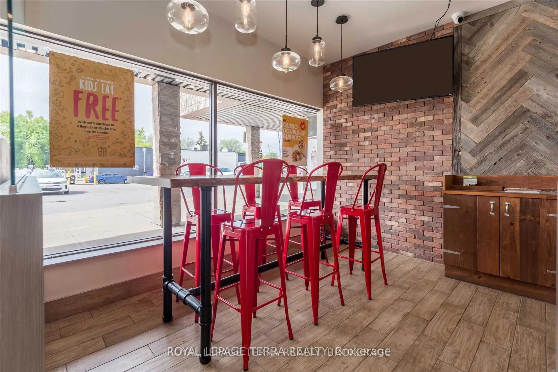 353 Duckworth Street, #6