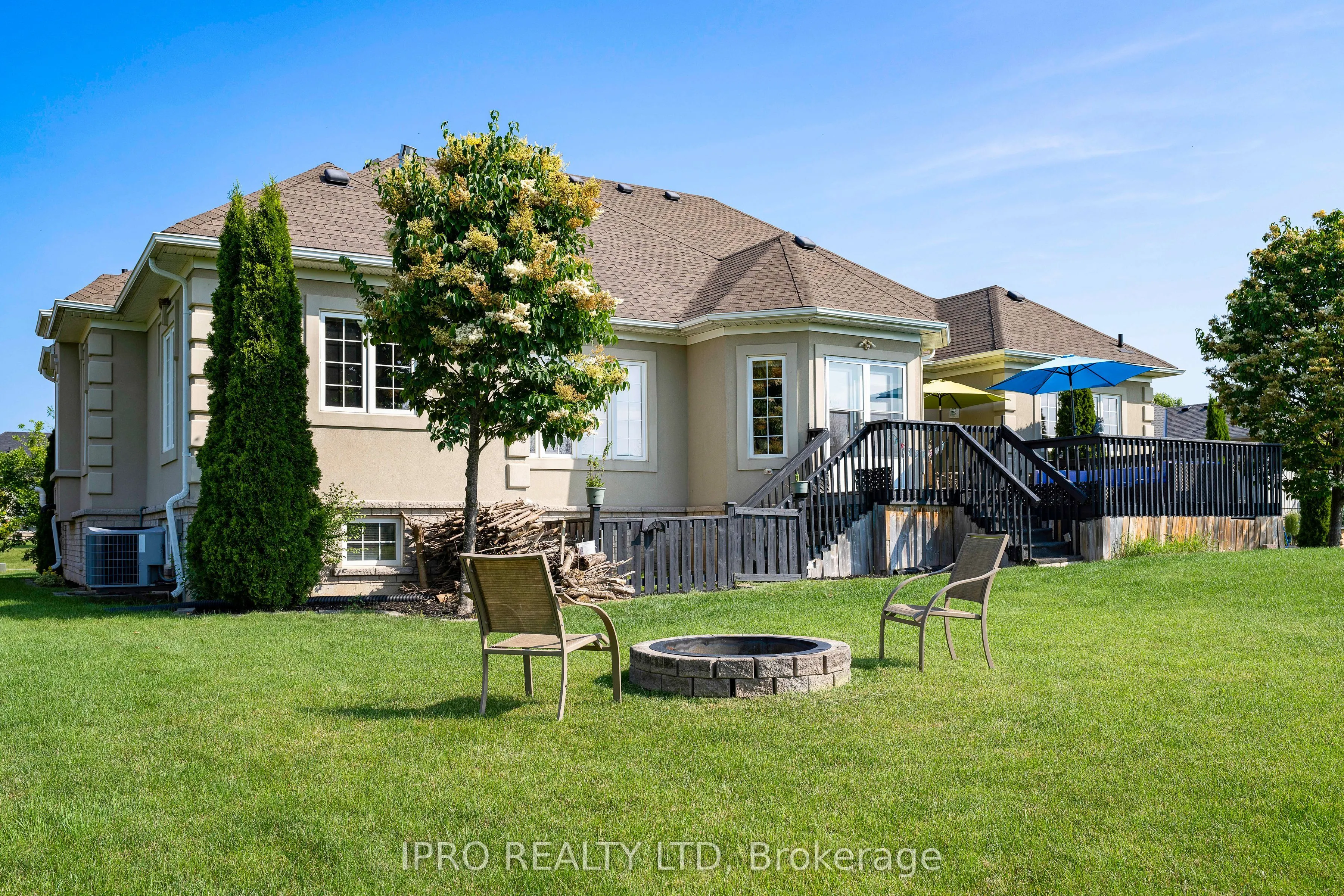 17 Maple Drive