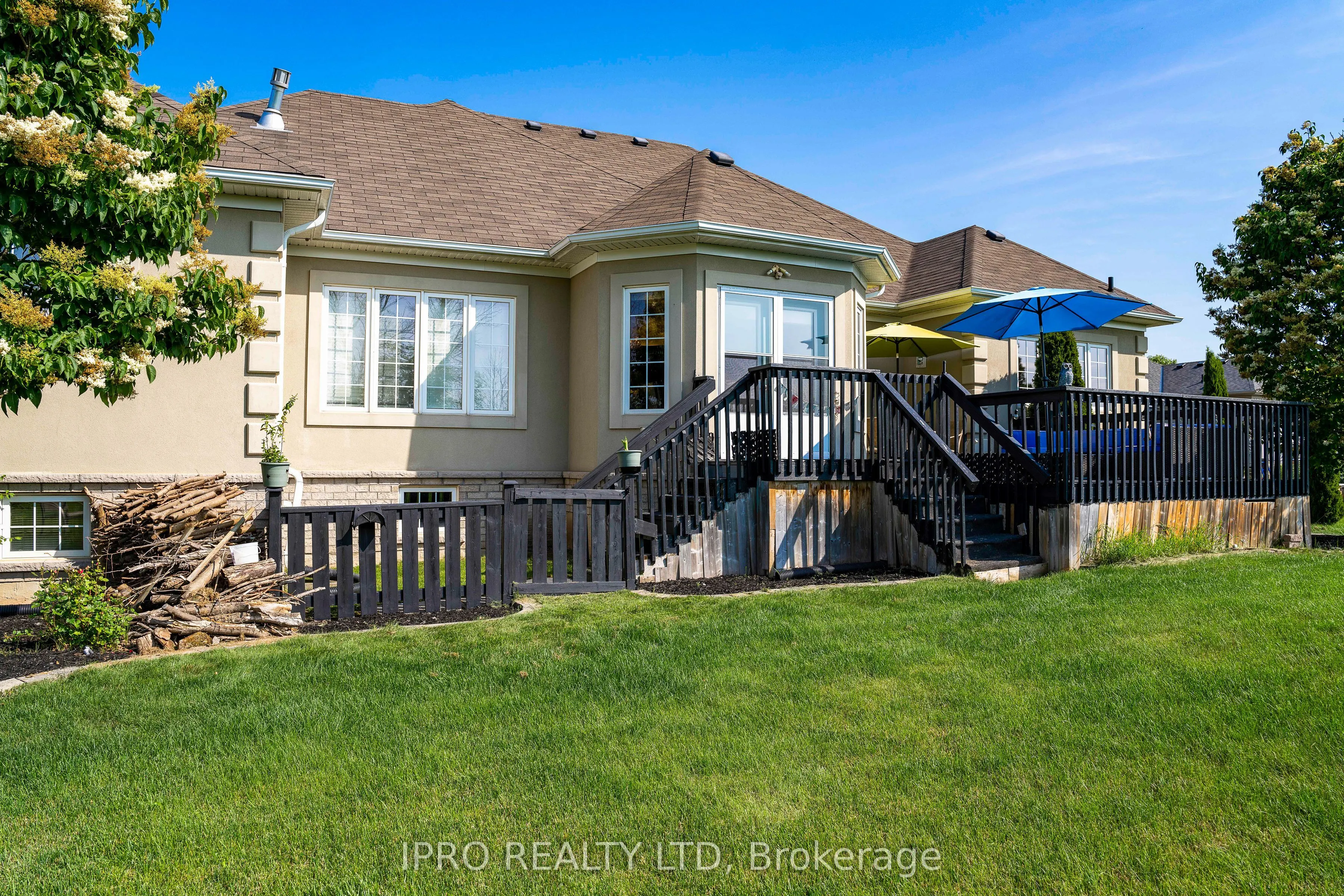 17 Maple Drive