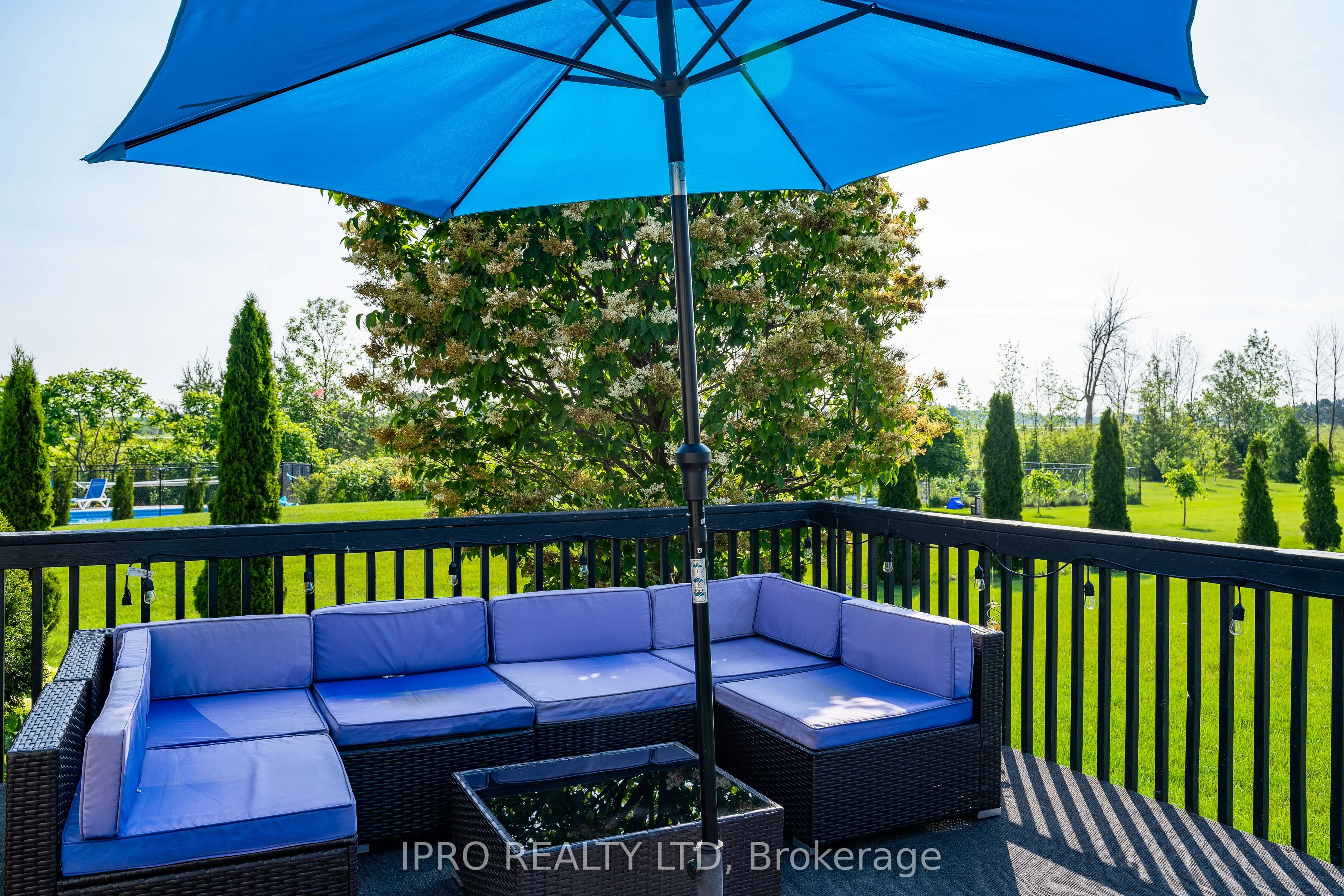 17 Maple Drive