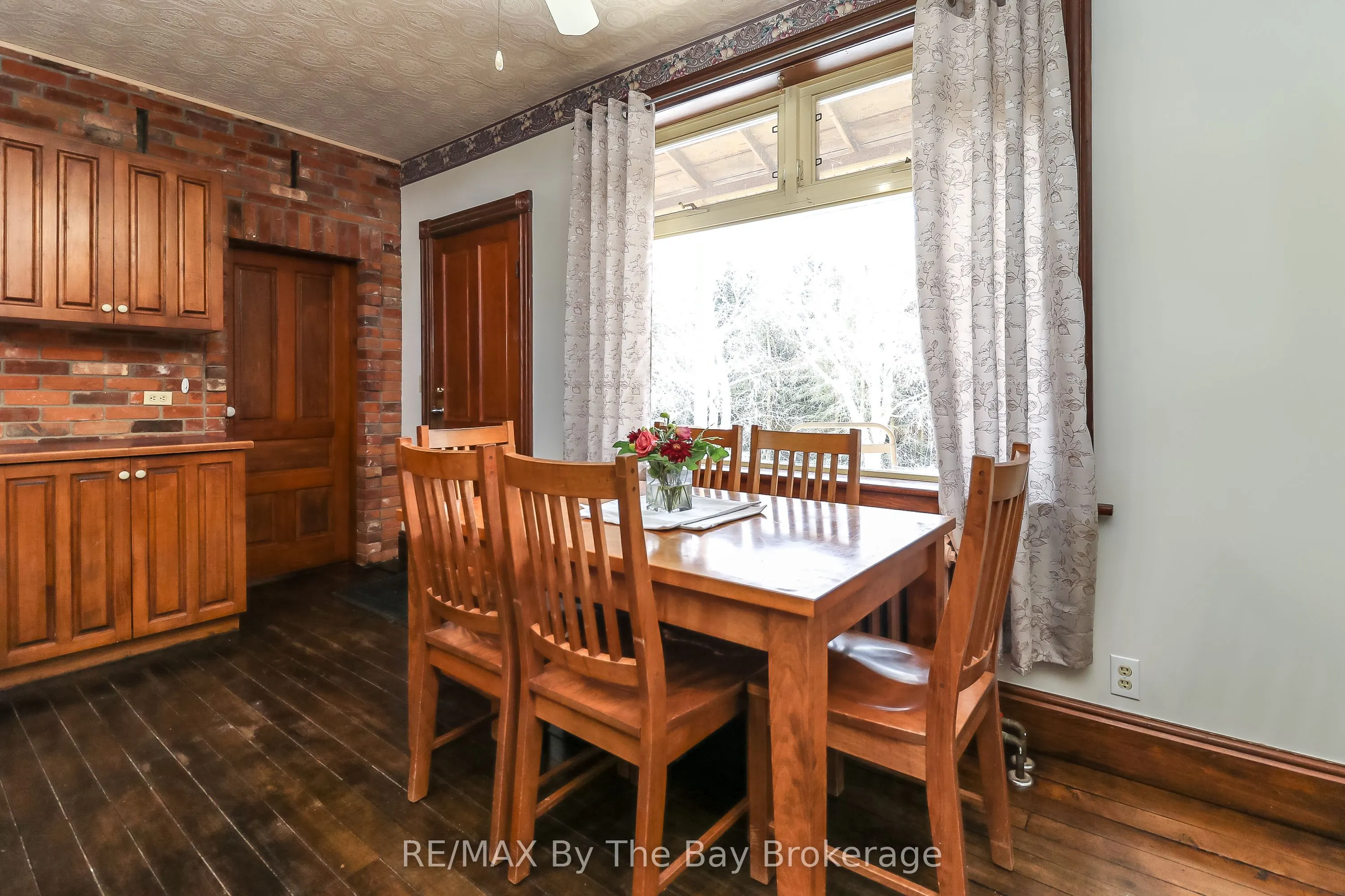 2553 County 42 Road