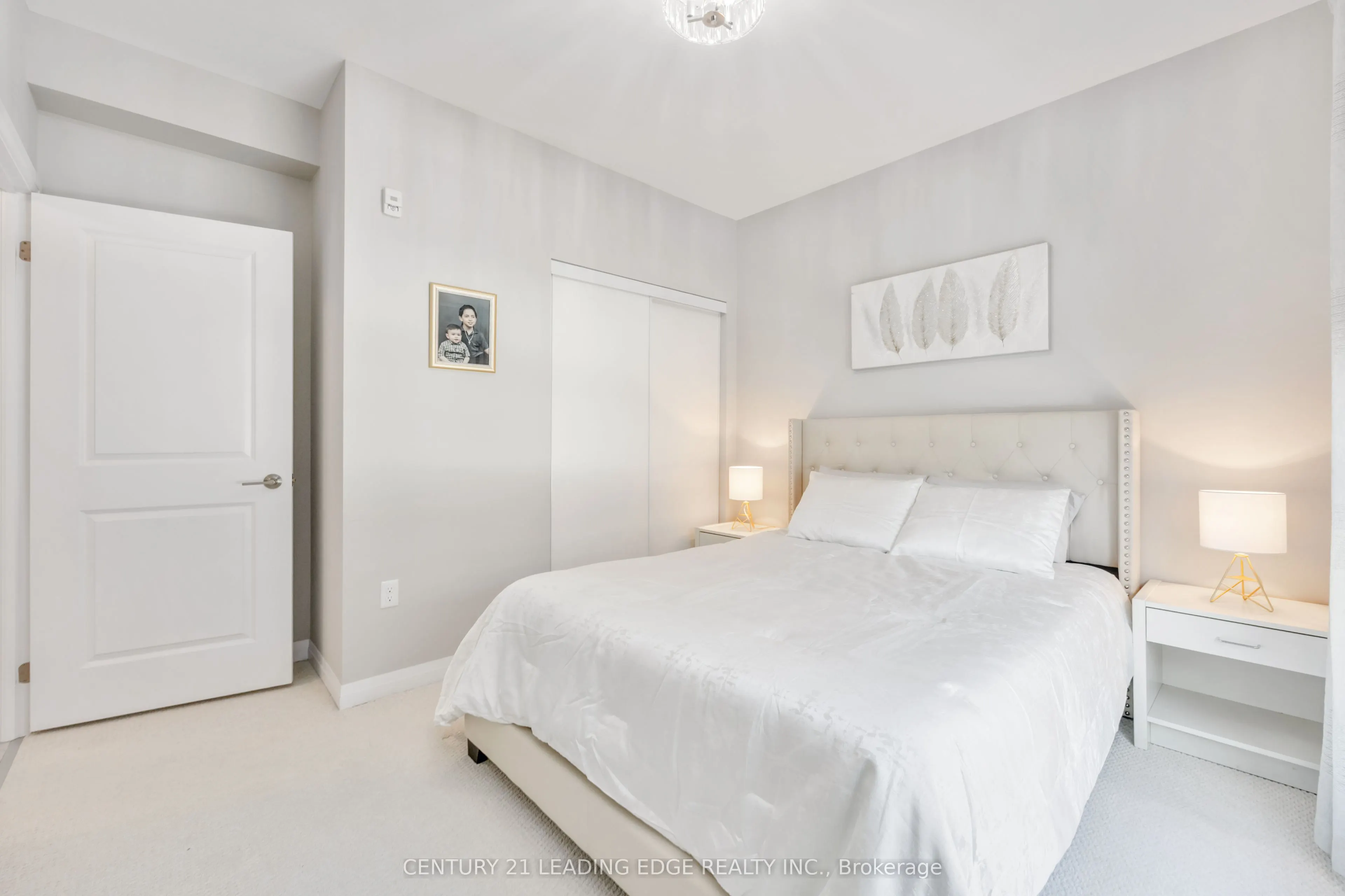 300 ESSA RD, #209