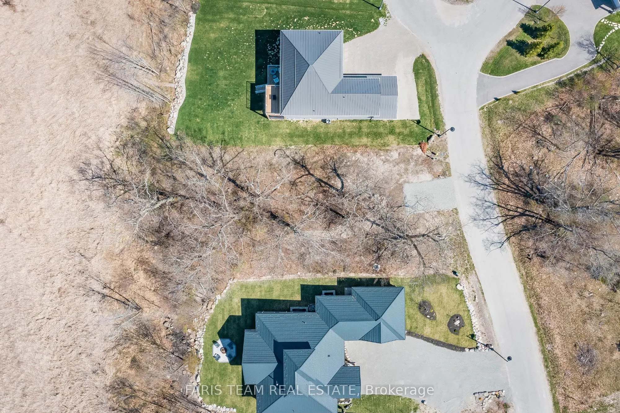 14 Swan Lane, #53
