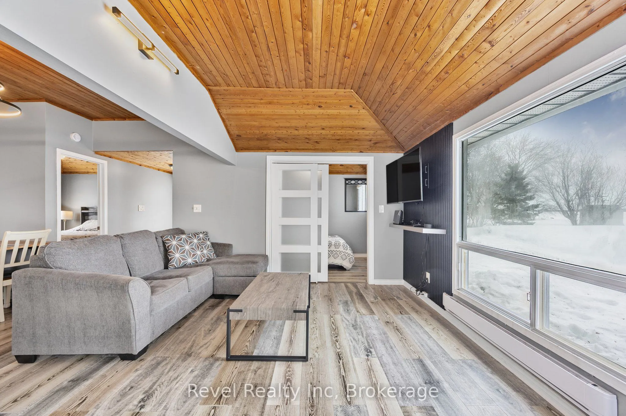 97 Maskinonge Road