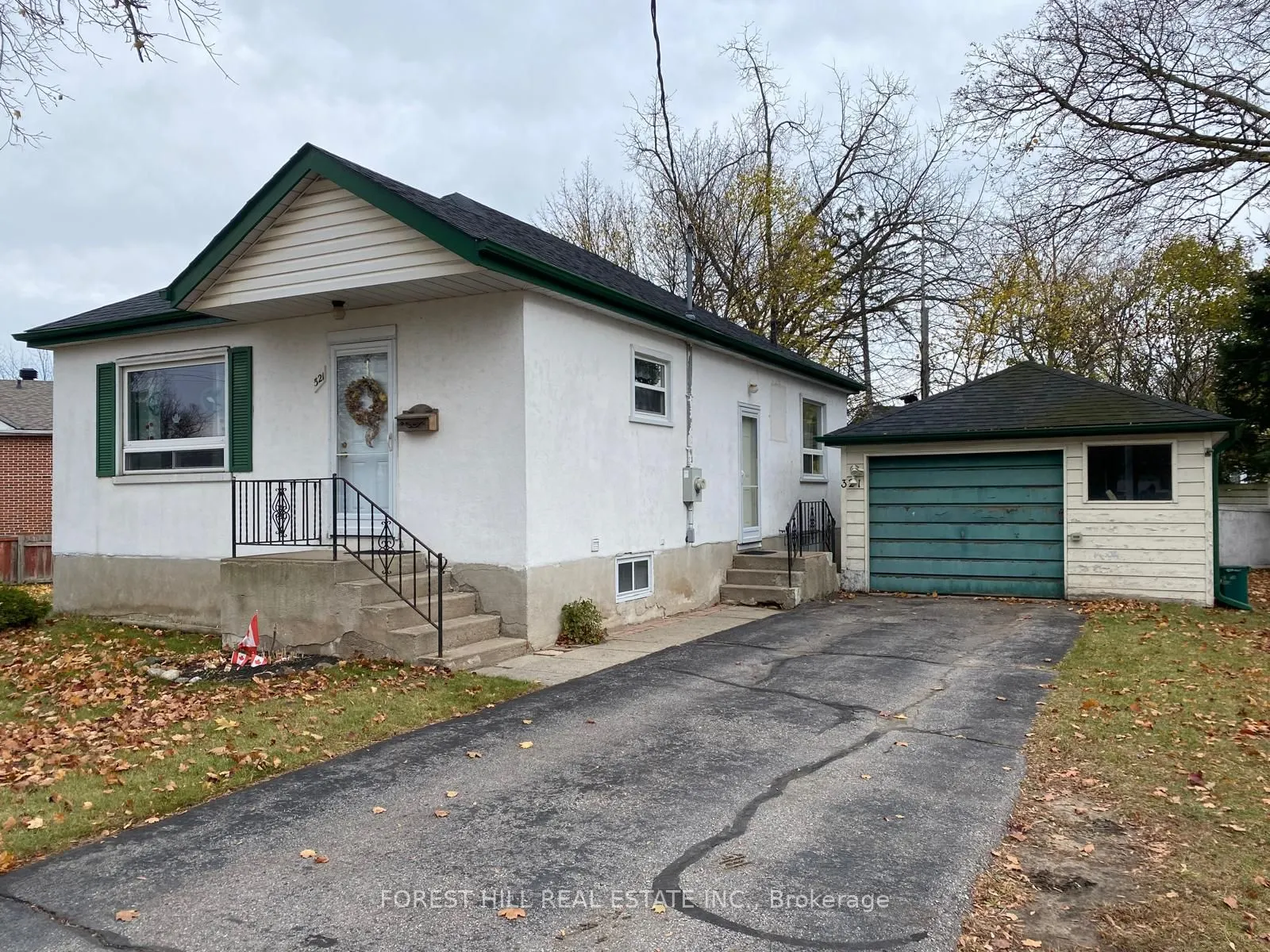 321 Innisfil Street