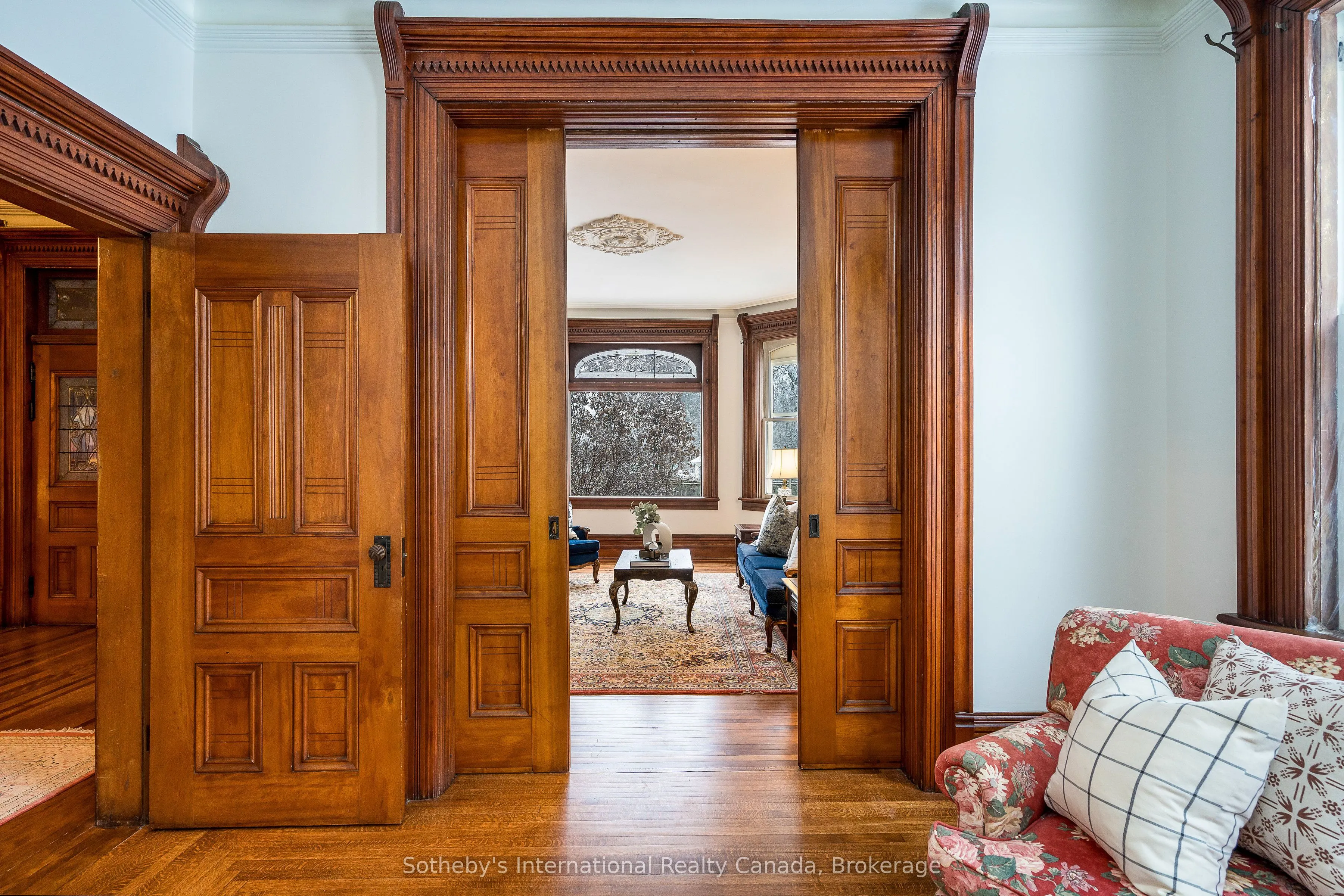 18 AMELIA Street