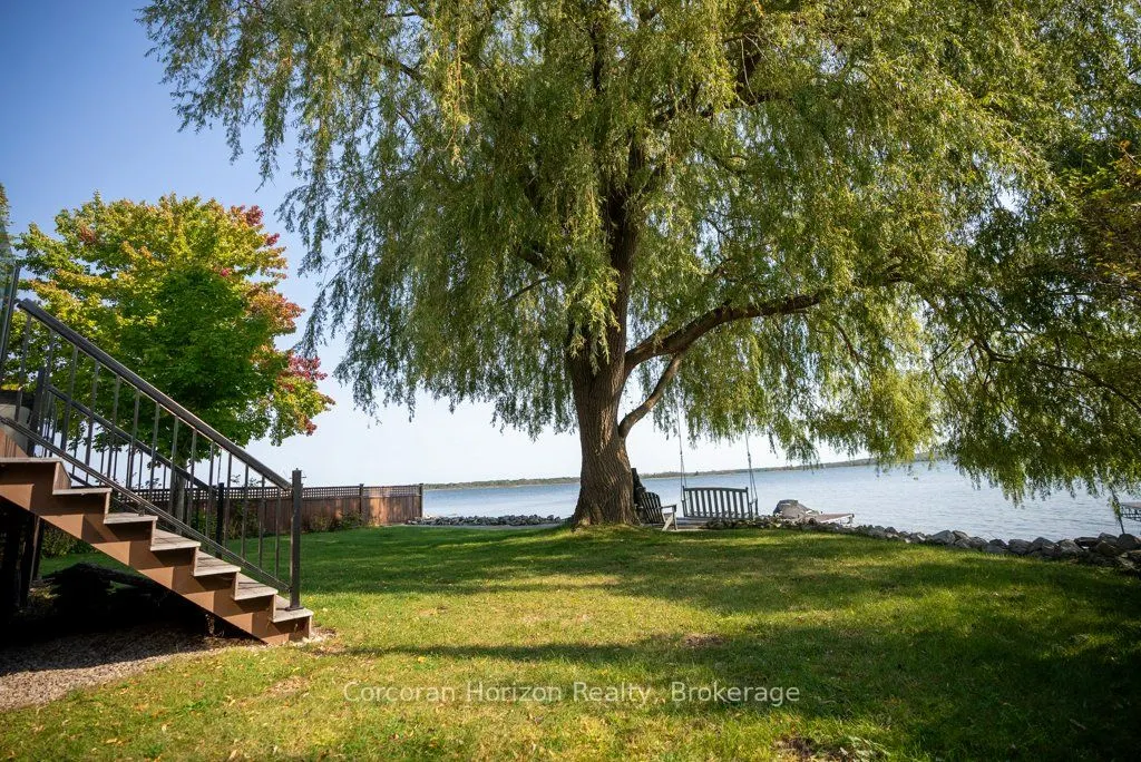 280 ROBINS POINT Road