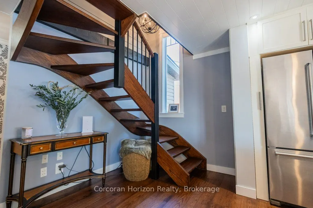 280 ROBINS POINT Road