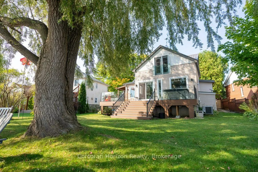 280 ROBINS POINT Road