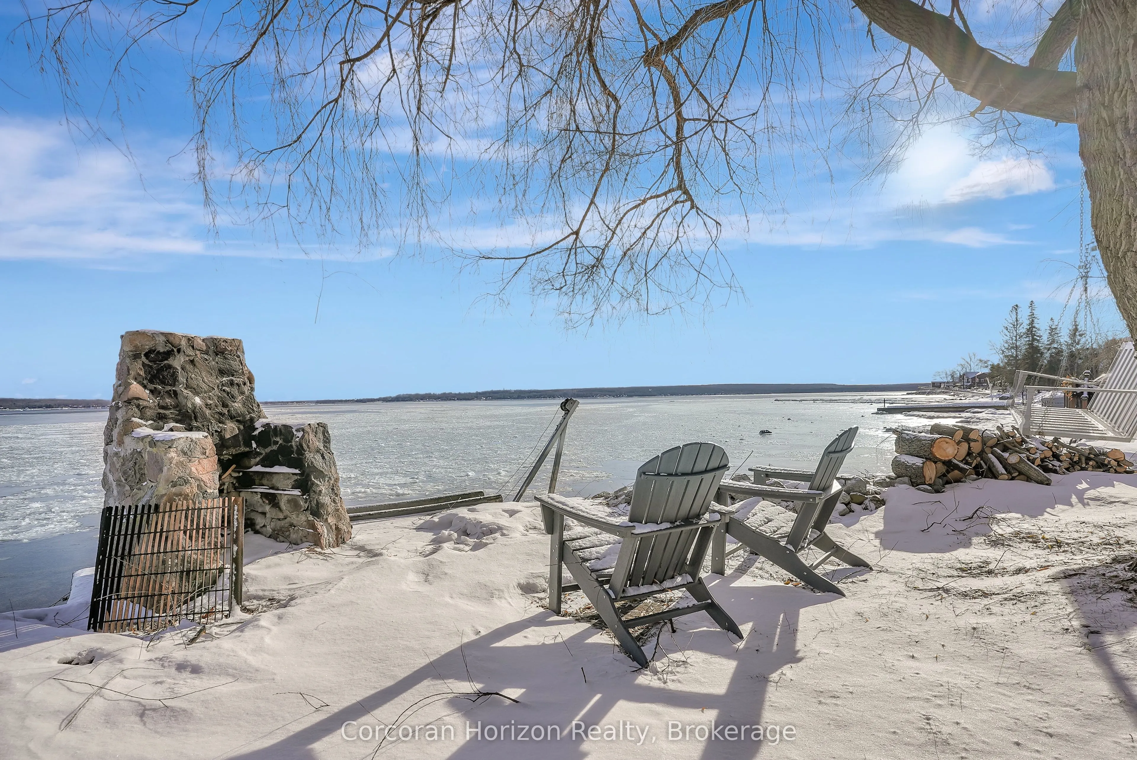 280 ROBINS POINT Road