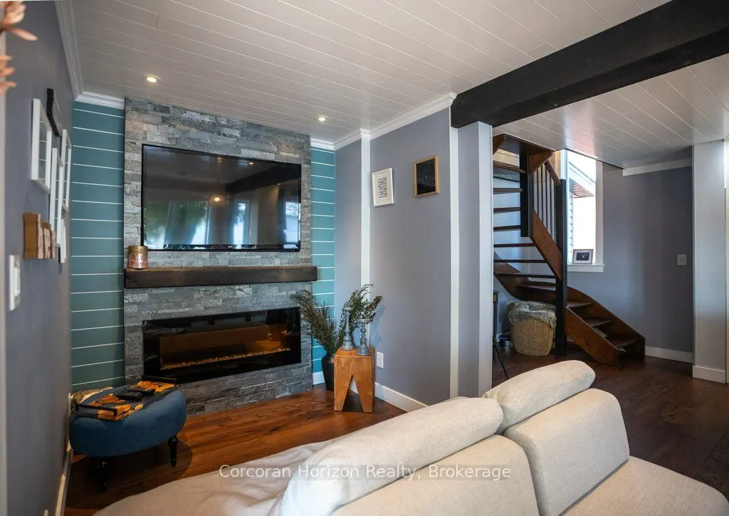 280 ROBINS POINT Road