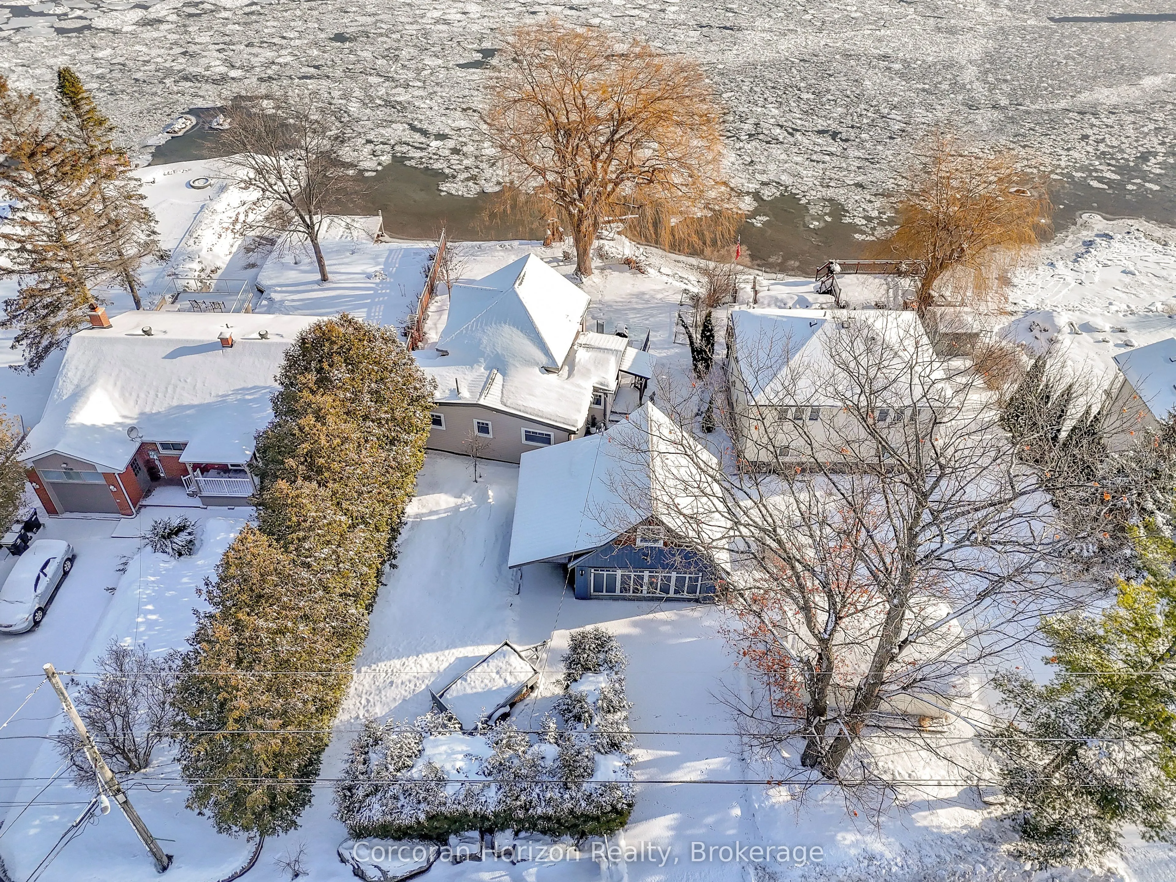 280 ROBINS POINT Road