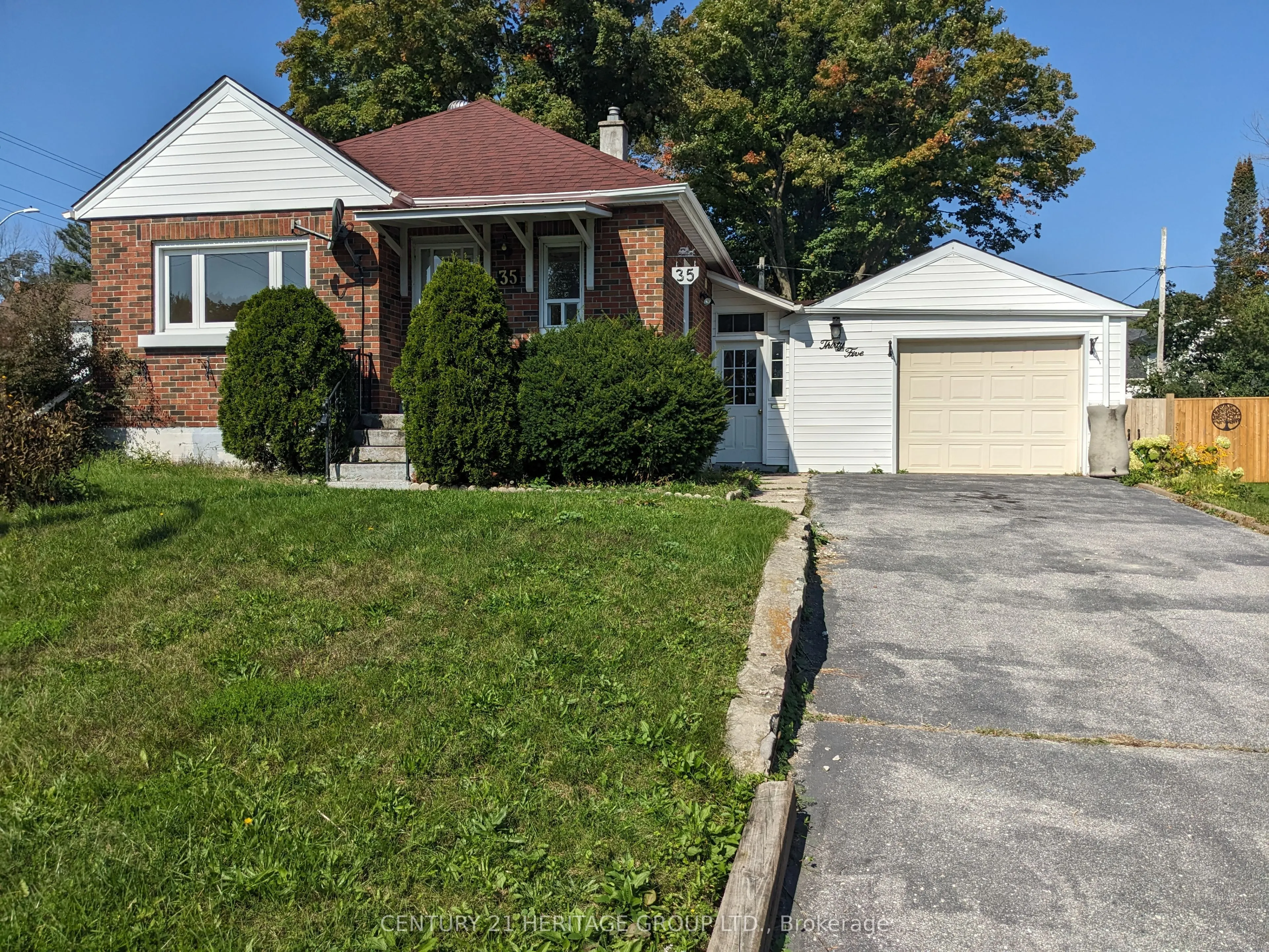 35 Argyle Avenue