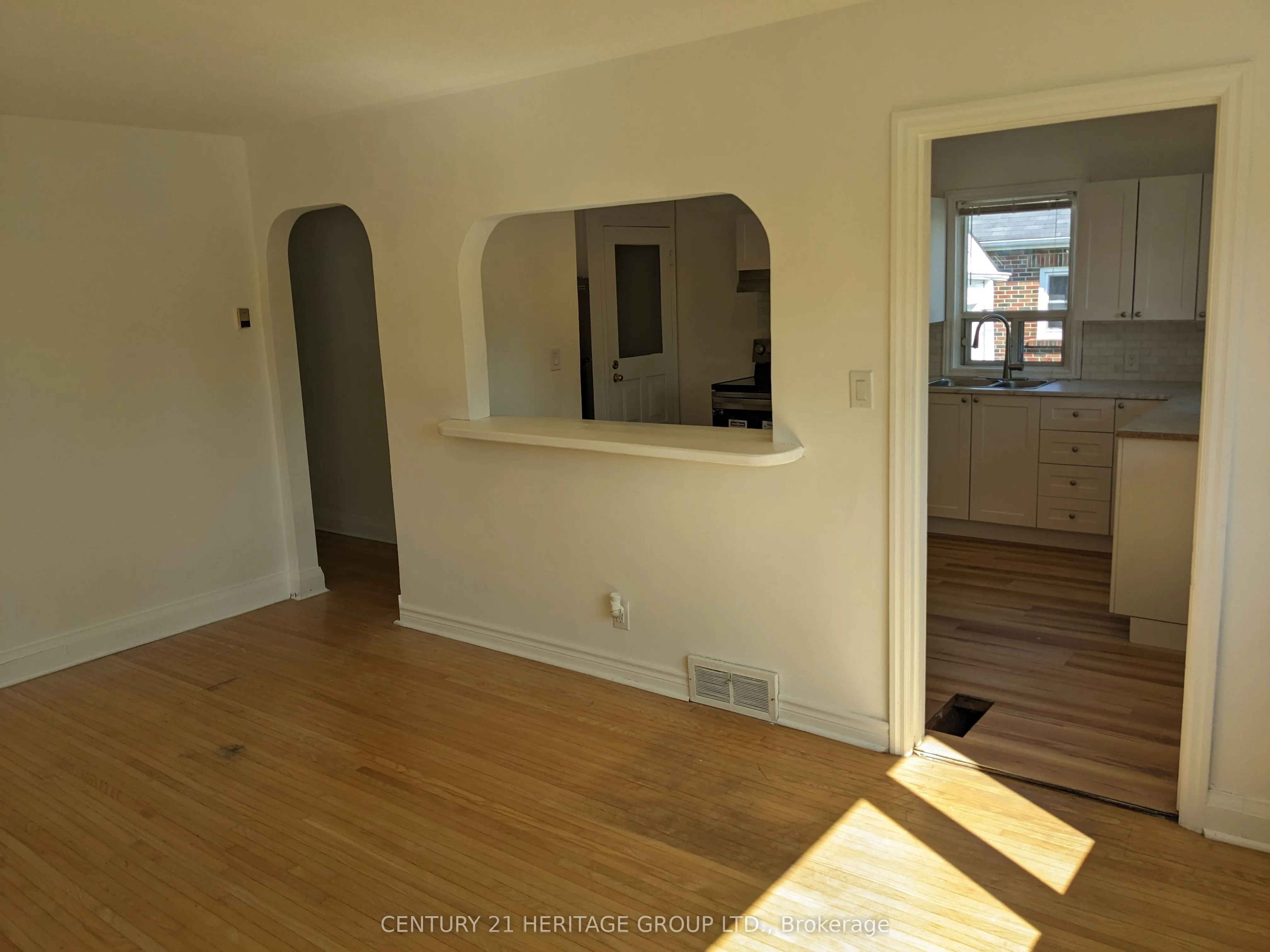 35 Argyle Avenue