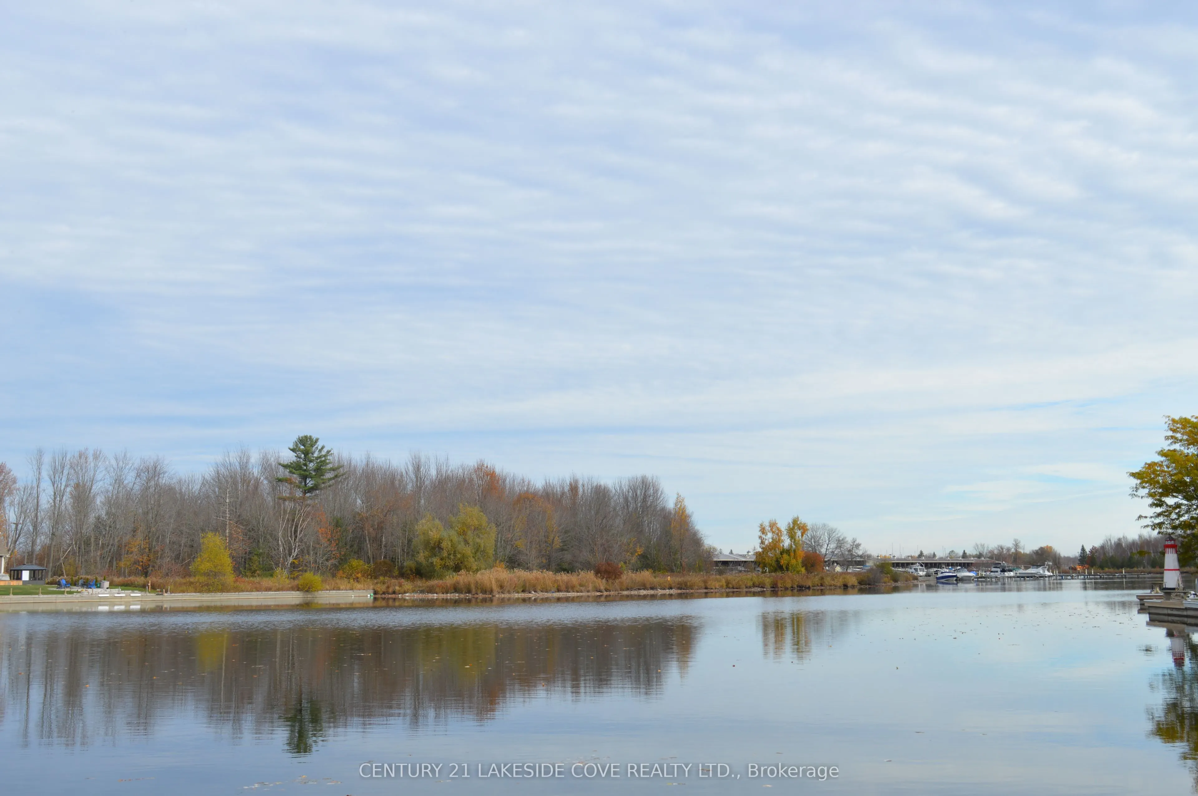 47 Paradise Boulevard