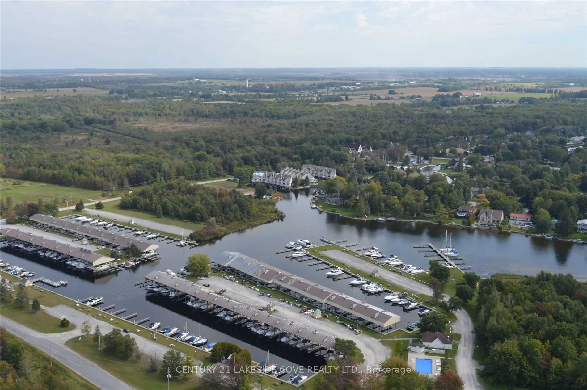 47 Paradise Boulevard