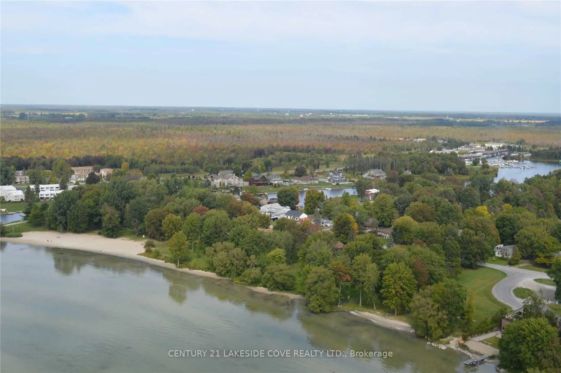 47 Paradise Boulevard