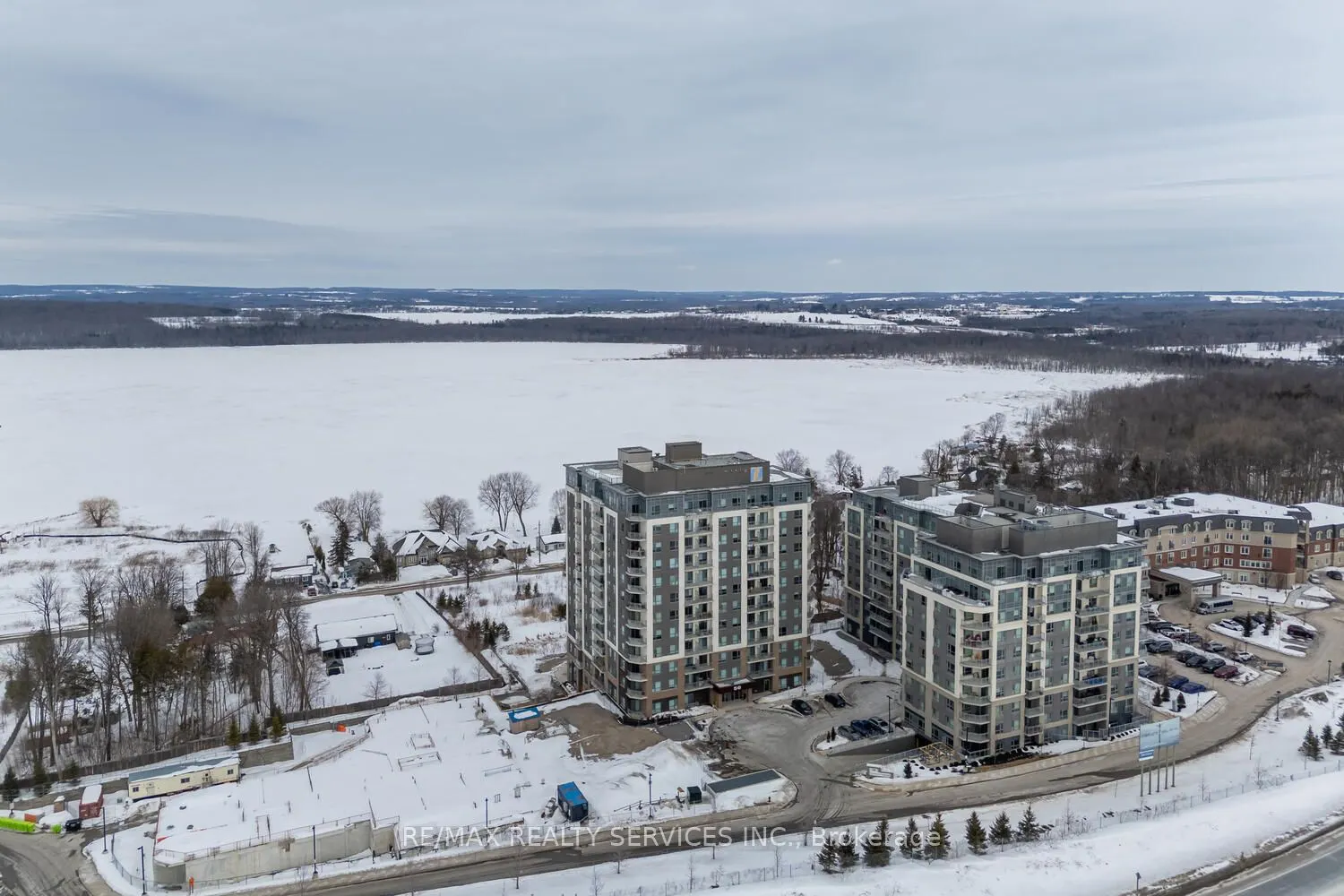 56 Lakeside Terrace #108