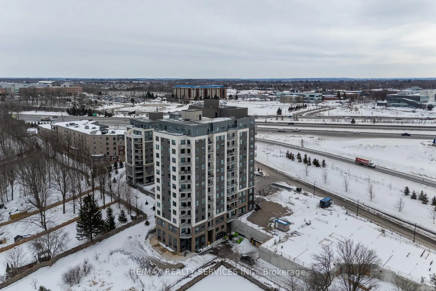 56 Lakeside Terrace #108