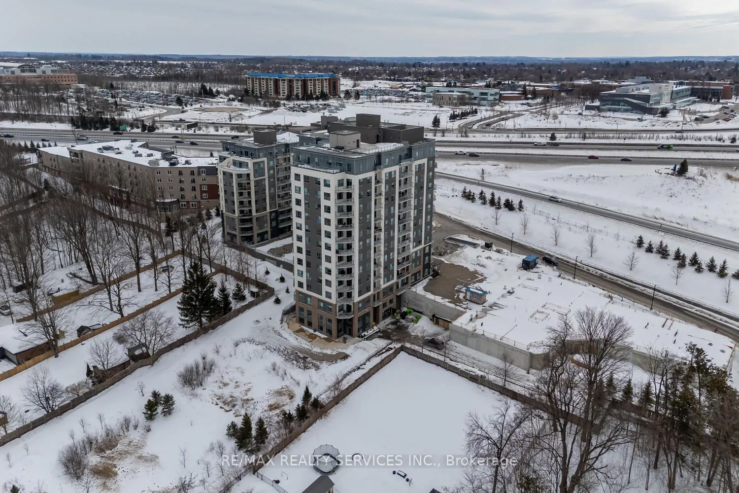 56 Lakeside Terrace #108