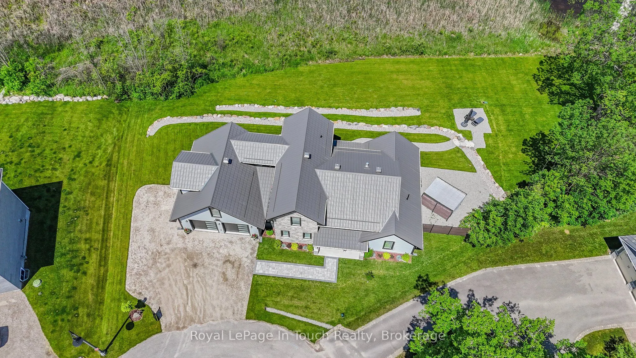 18 SWAN Lane
