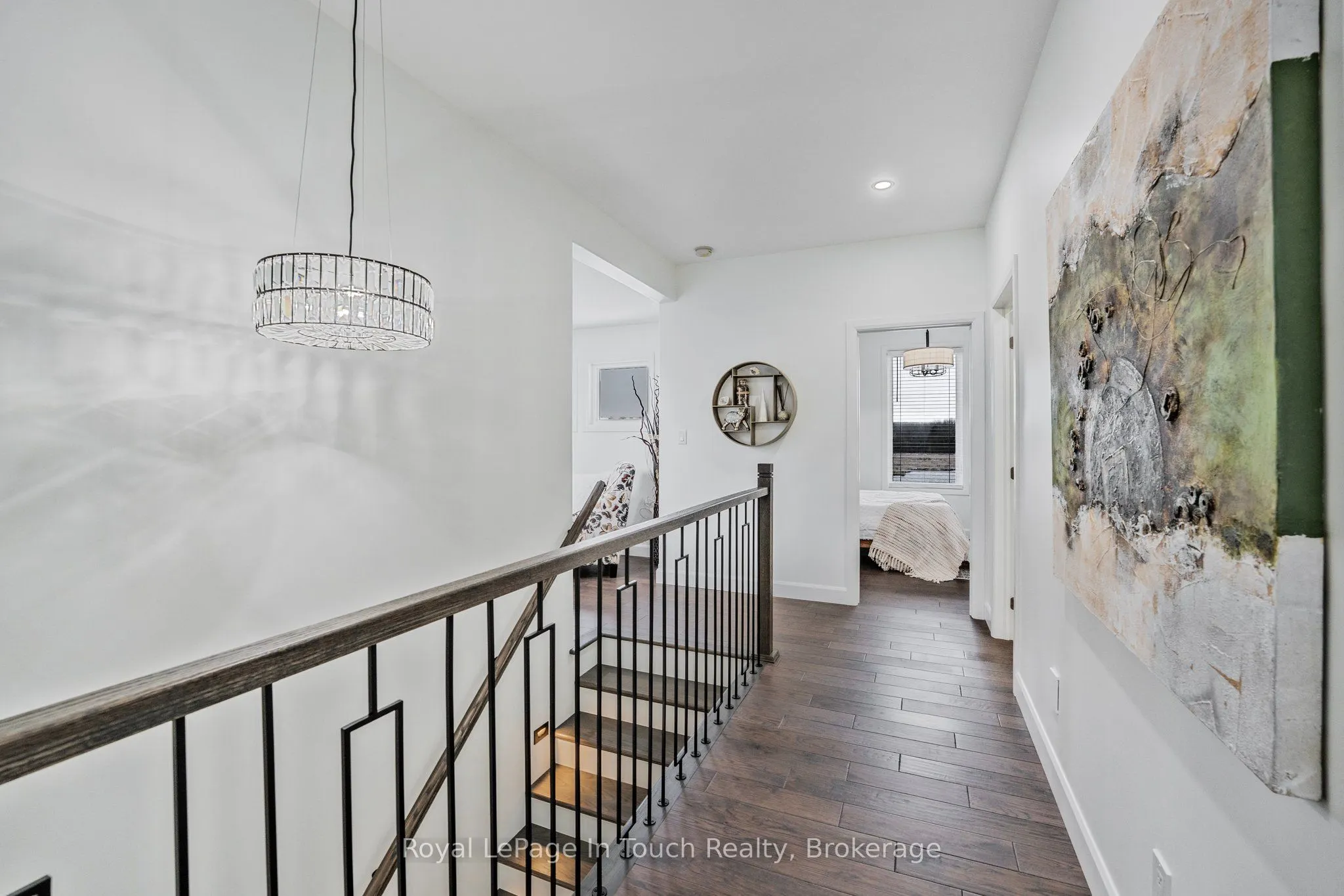 18 SWAN Lane