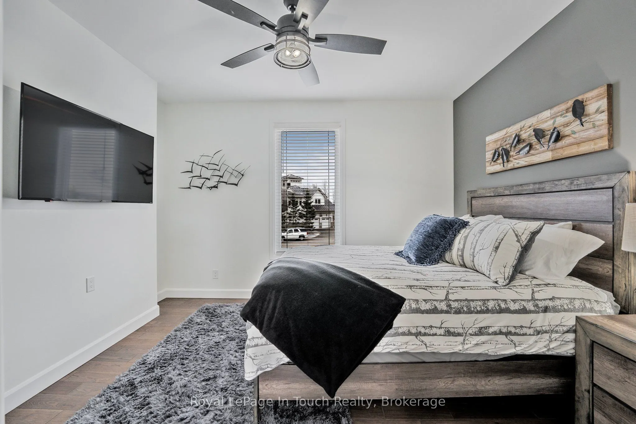 18 SWAN Lane
