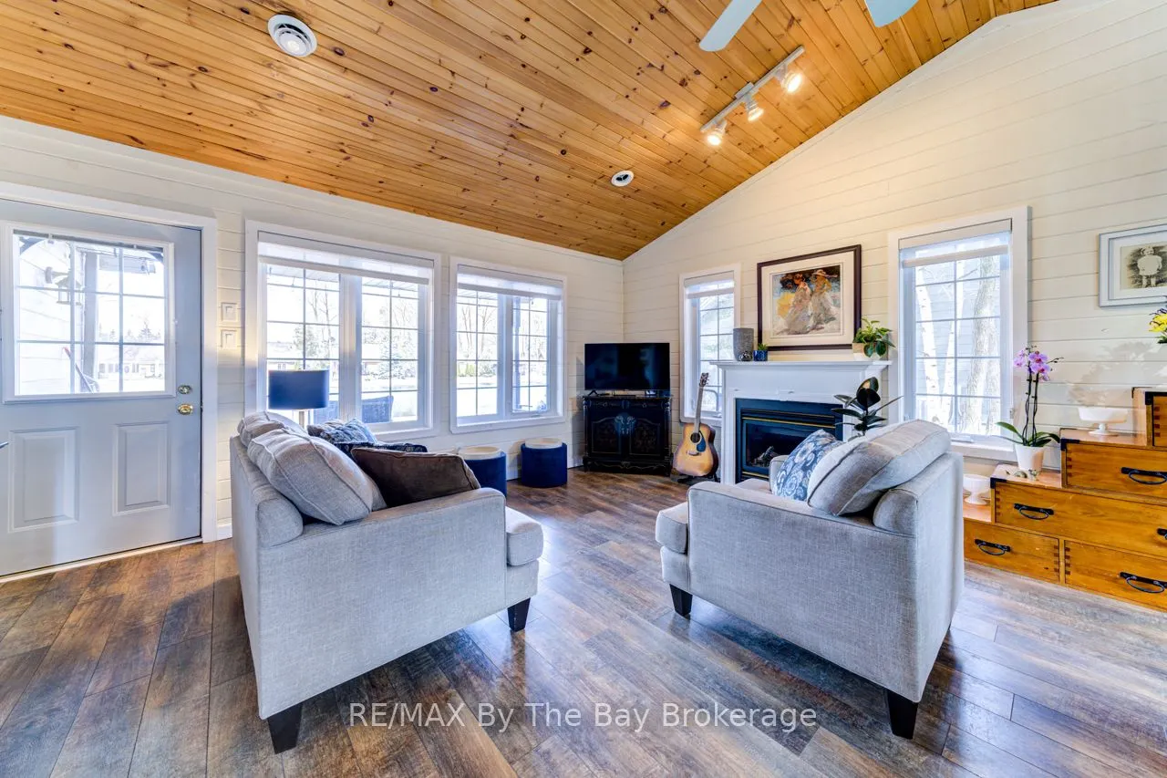 30 Cabin Crescent