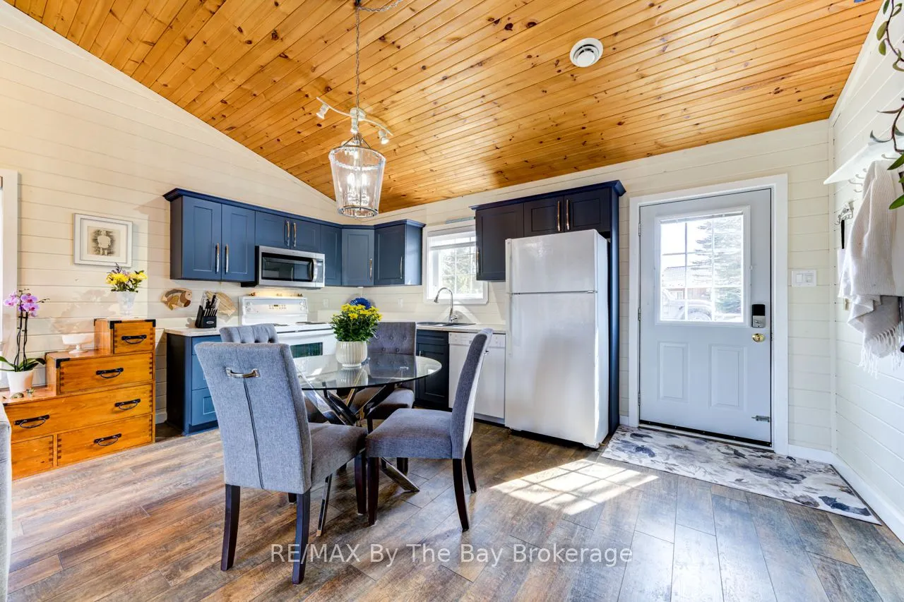 30 Cabin Crescent