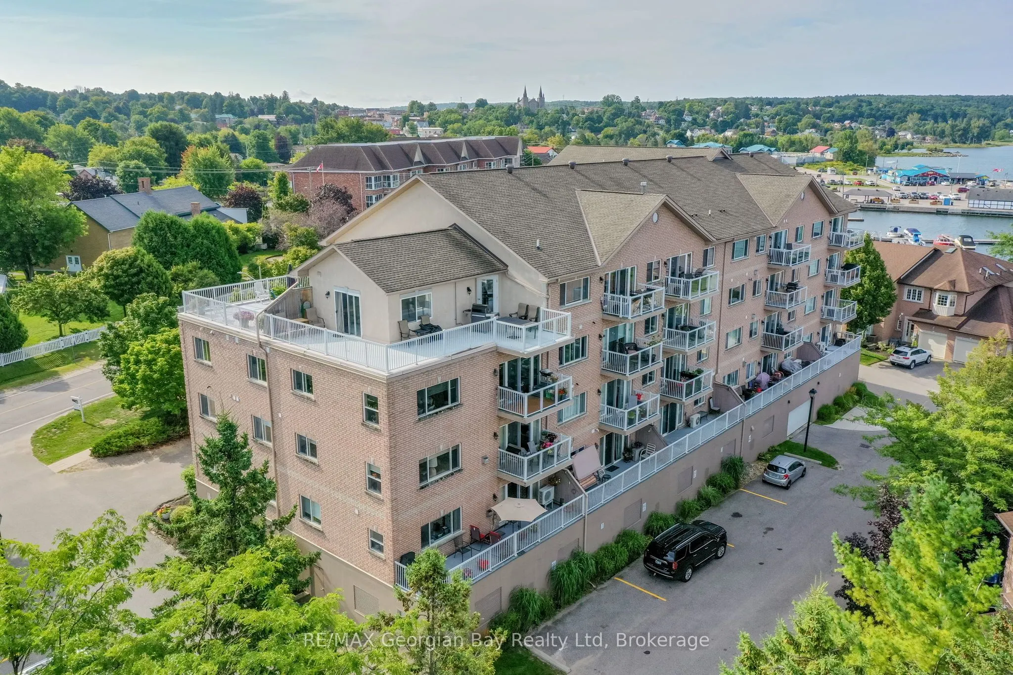 4 Beck Boulevard, #307