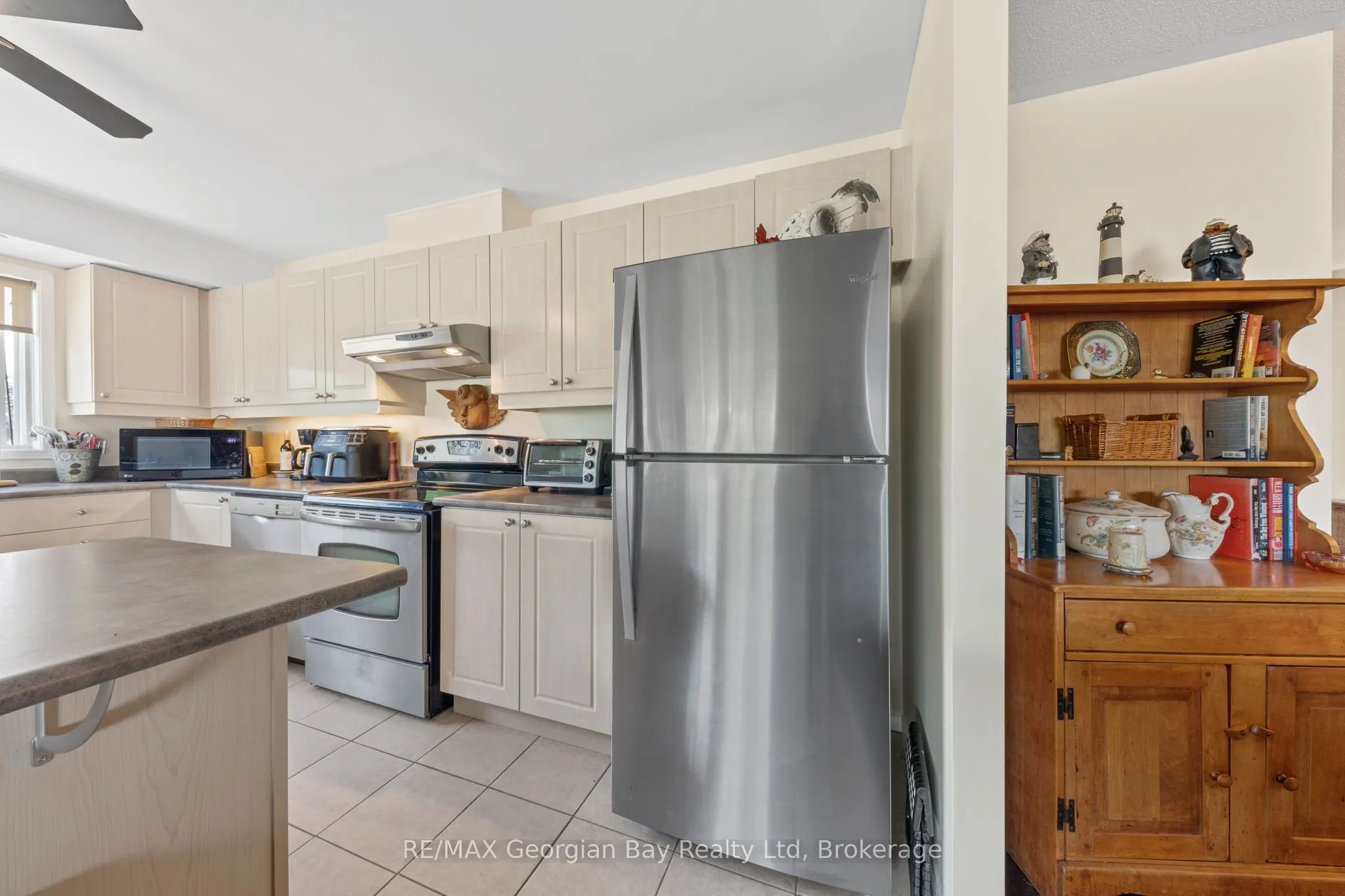 4 Beck Boulevard, #307
