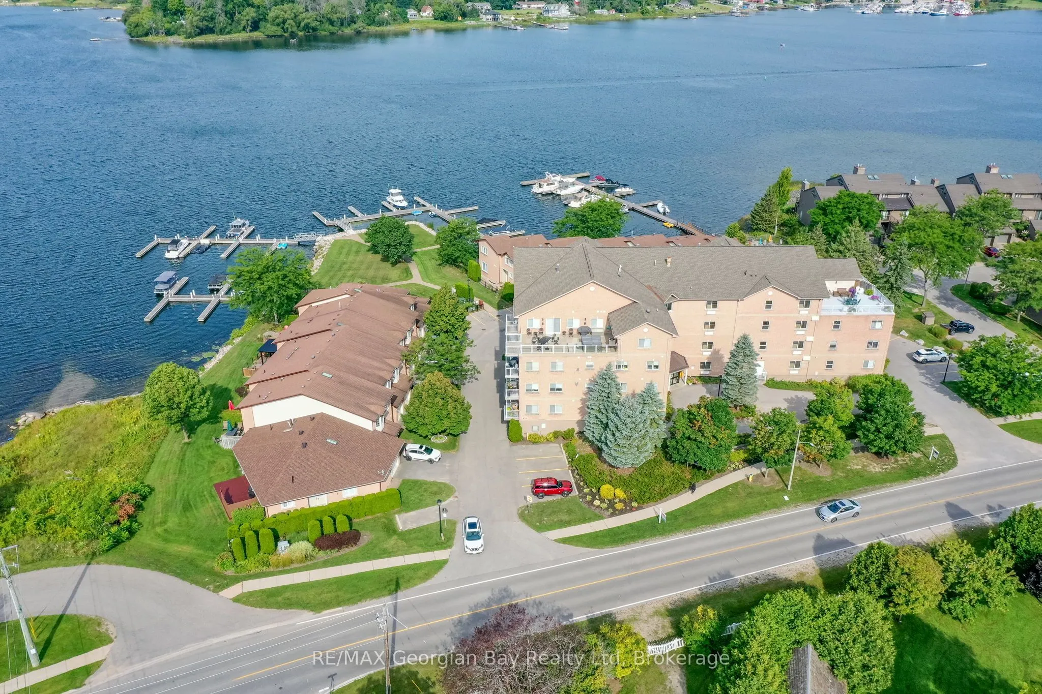 4 Beck Boulevard, #307