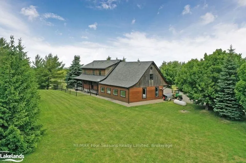 8886 County Road 91