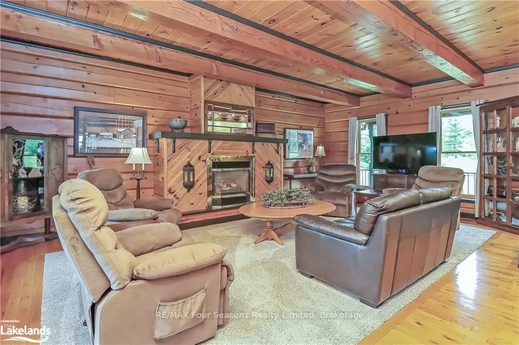8886 County Road 91