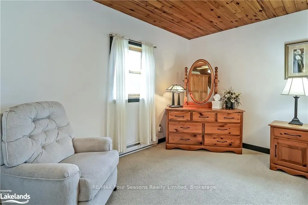 8886 County Road 91