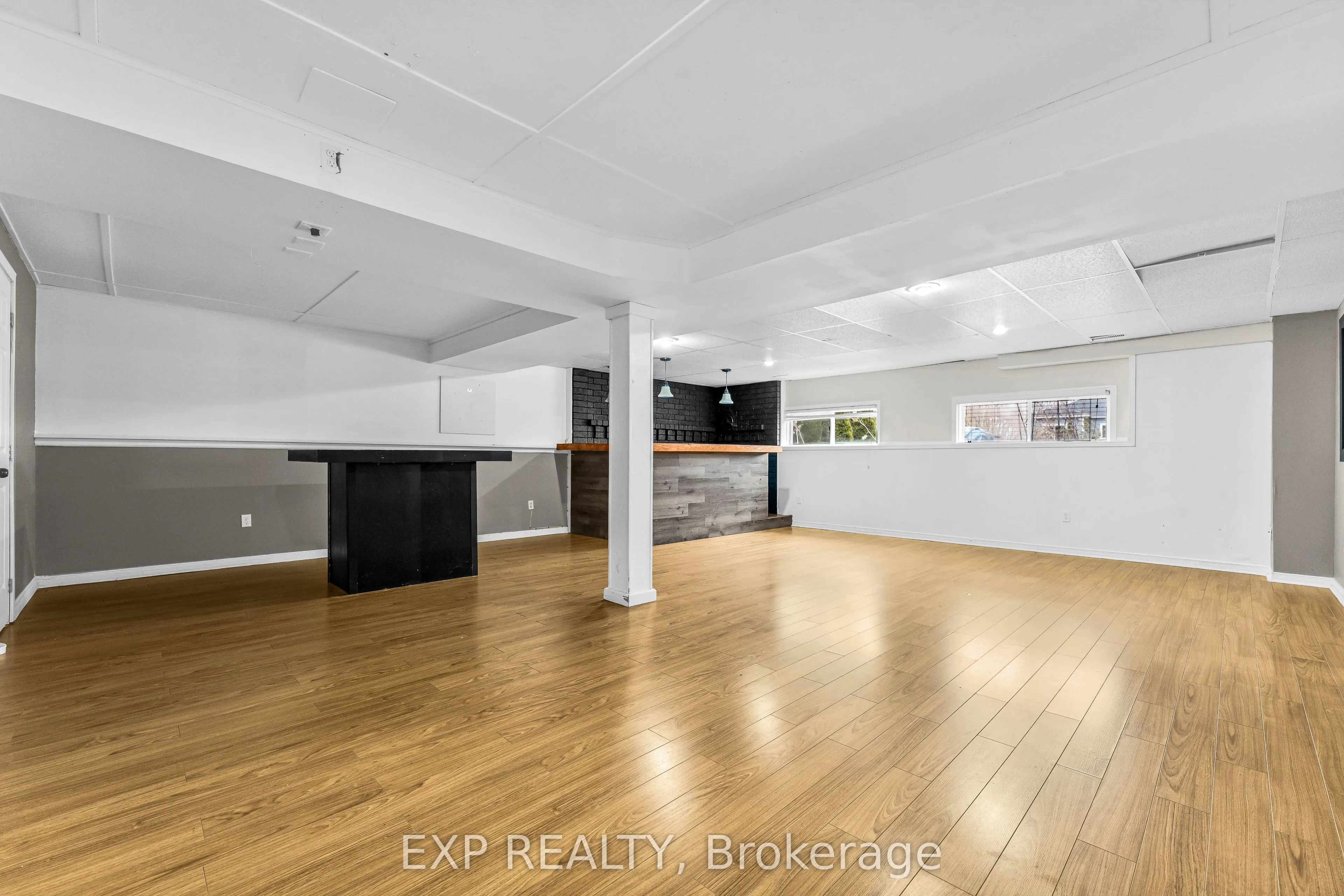 20 Wasaga Sands Drive