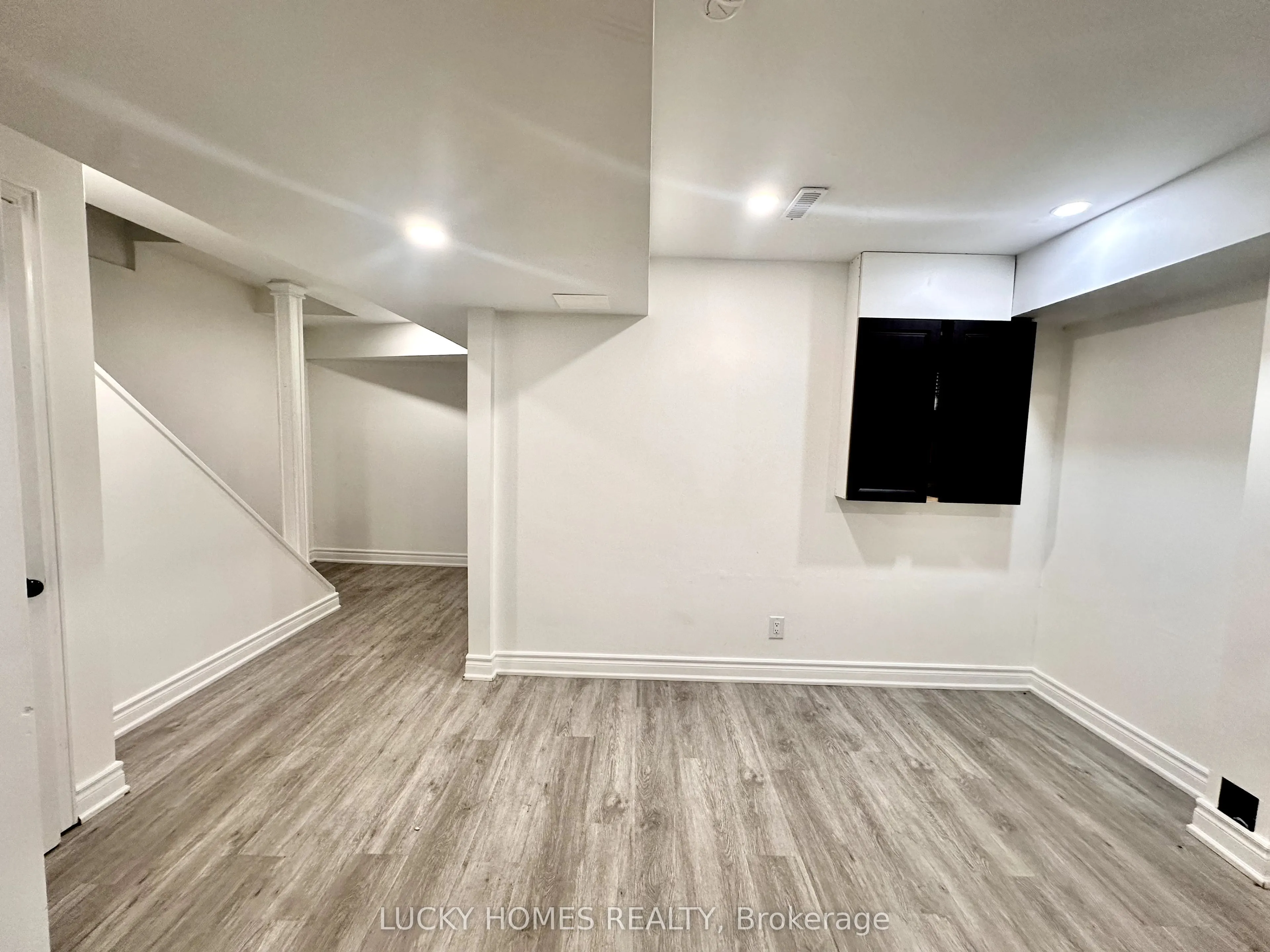 39 Laidlaw Drive